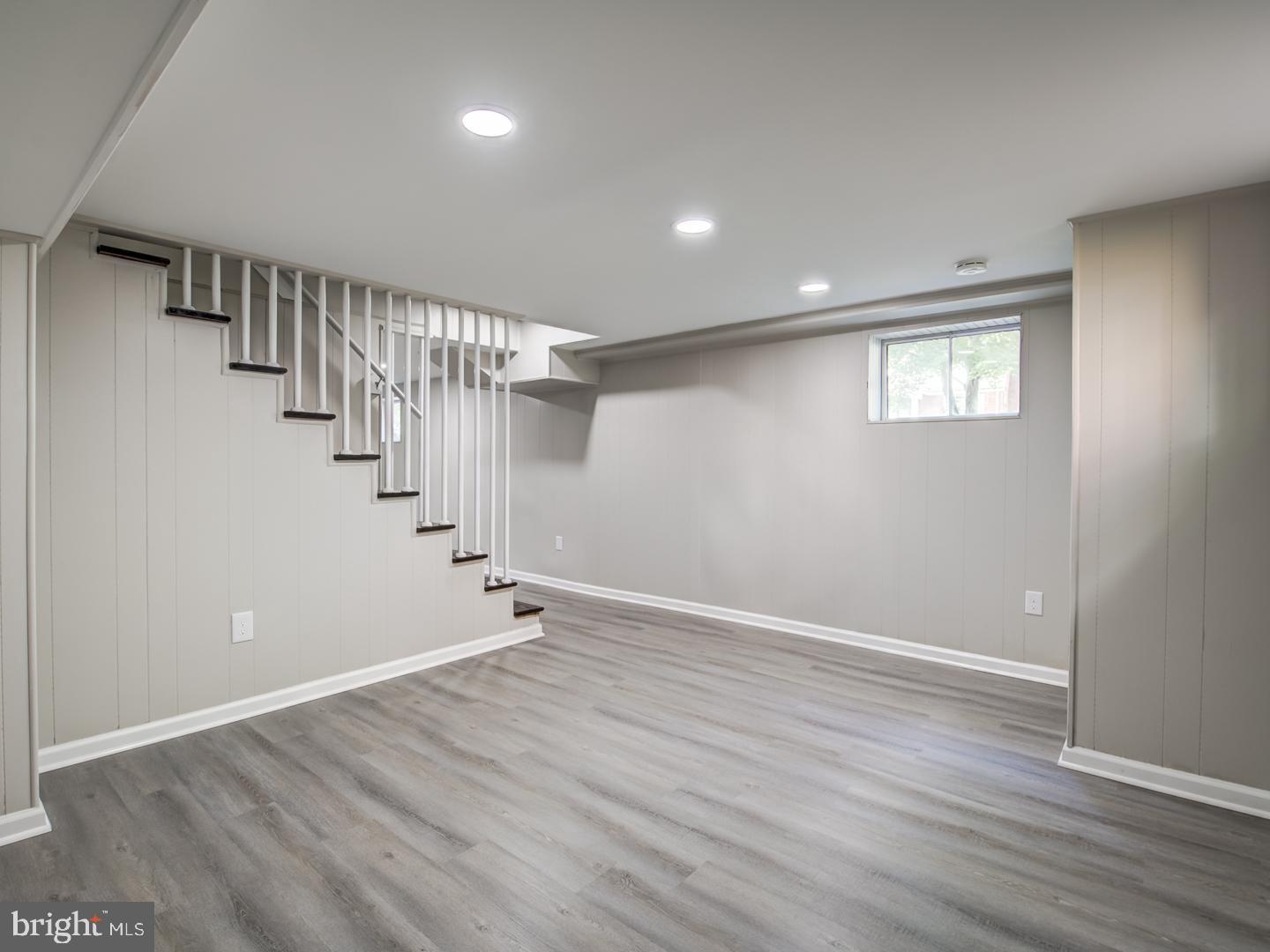 HILLCREST GARDENS - Residential