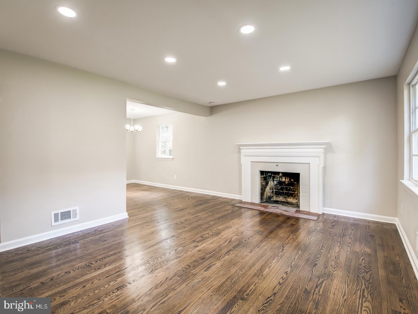 HILLCREST GARDENS - Residential