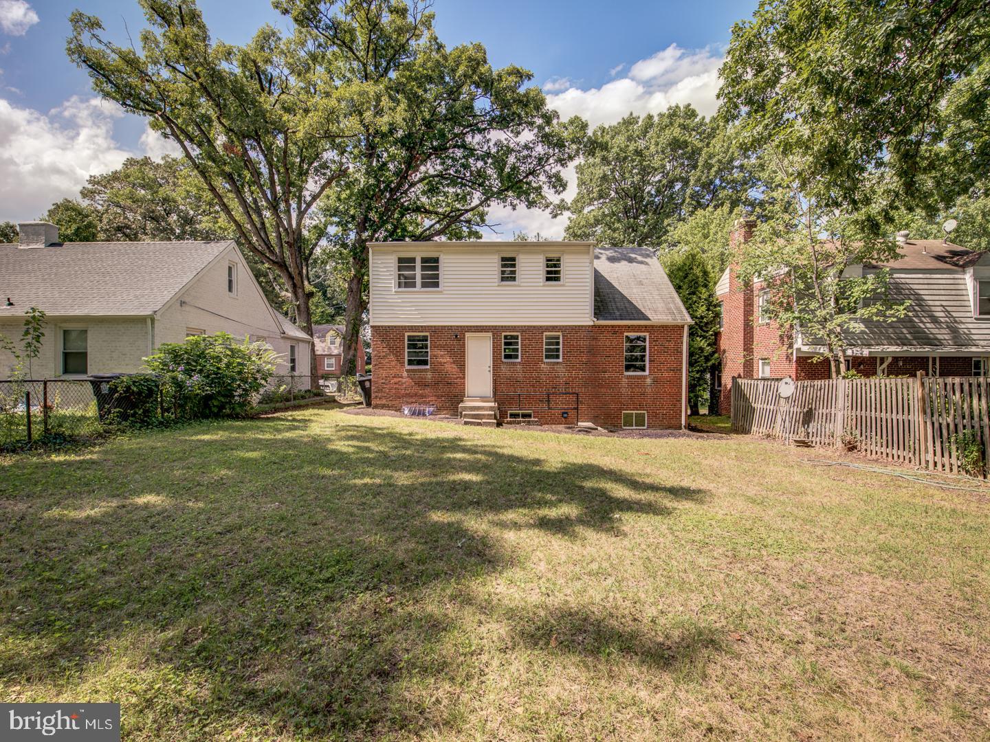 HILLCREST GARDENS - Residential