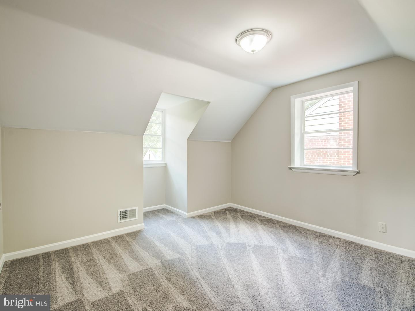 HILLCREST GARDENS - Residential