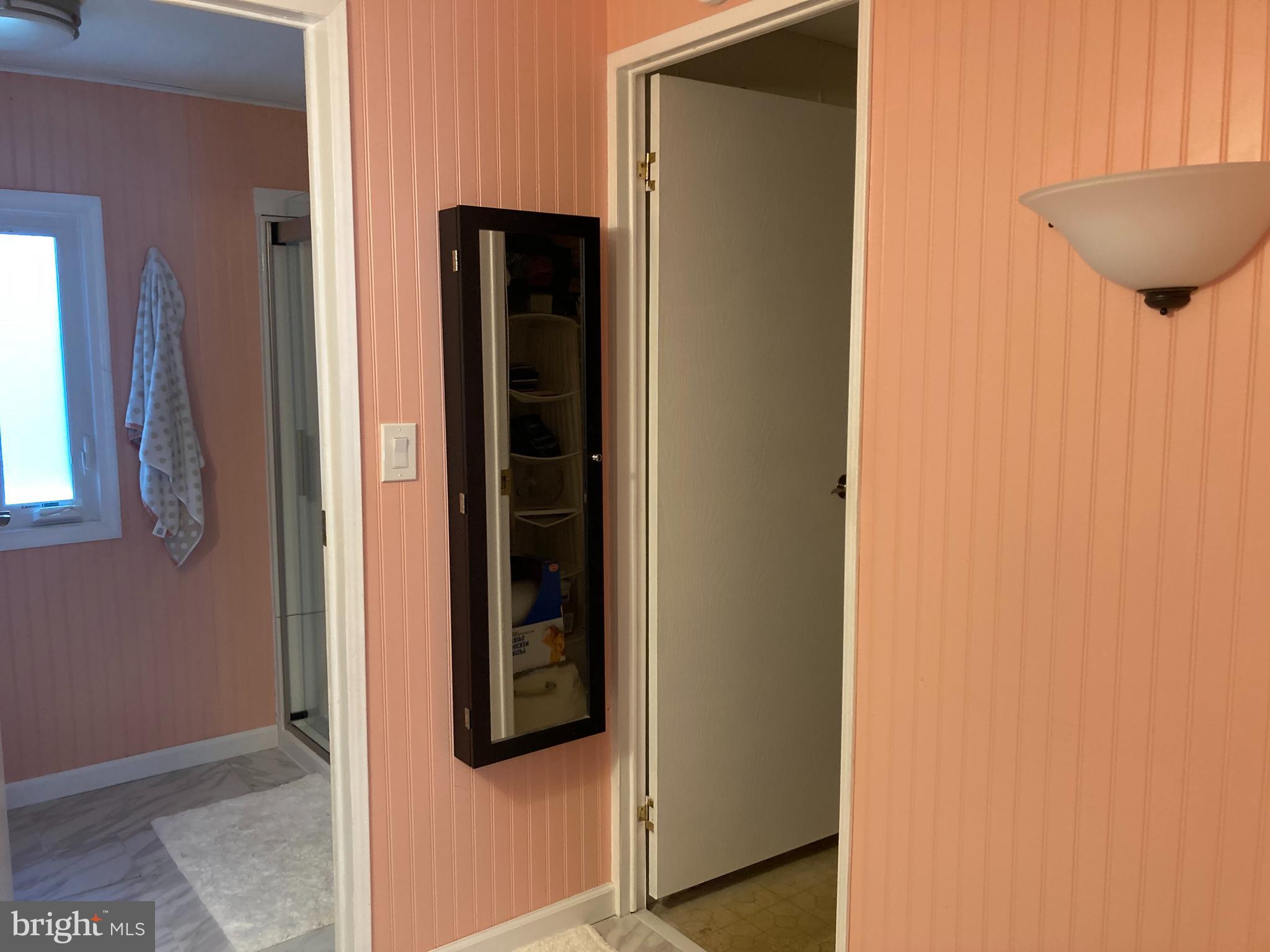 NESHAMINY FALLS - Residential