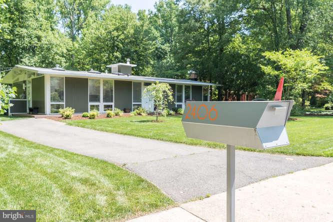 HOLLIN HILLS - Residential