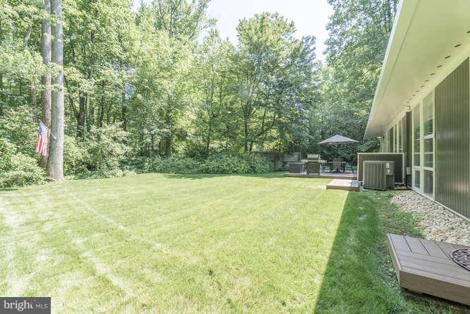 HOLLIN HILLS - Residential