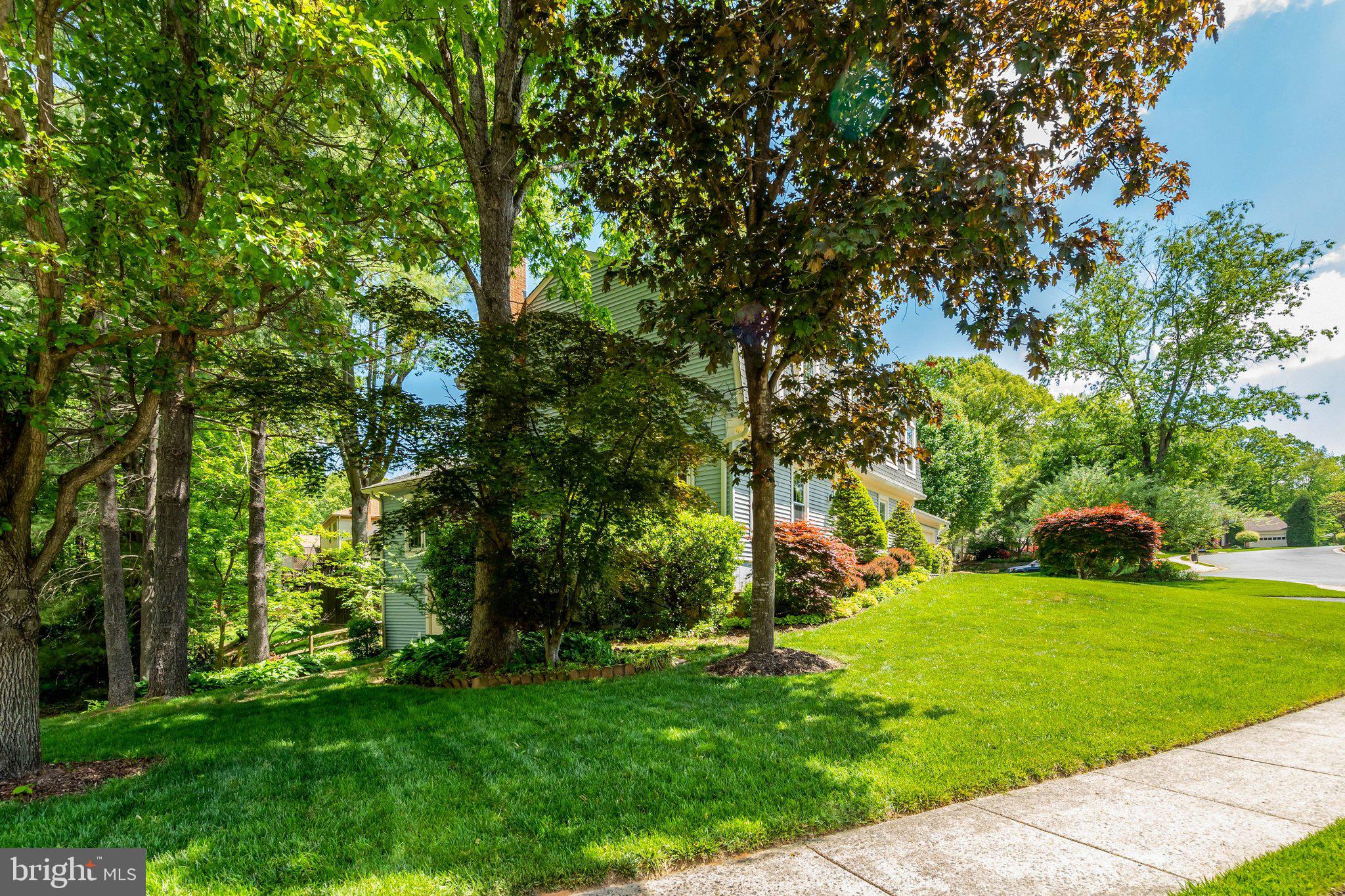 BURKE CENTRE - Residential