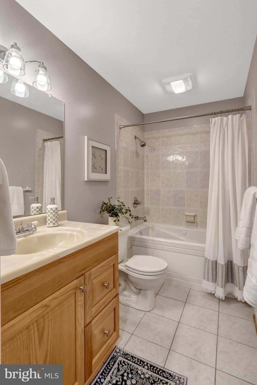 BURKE CENTRE - Residential