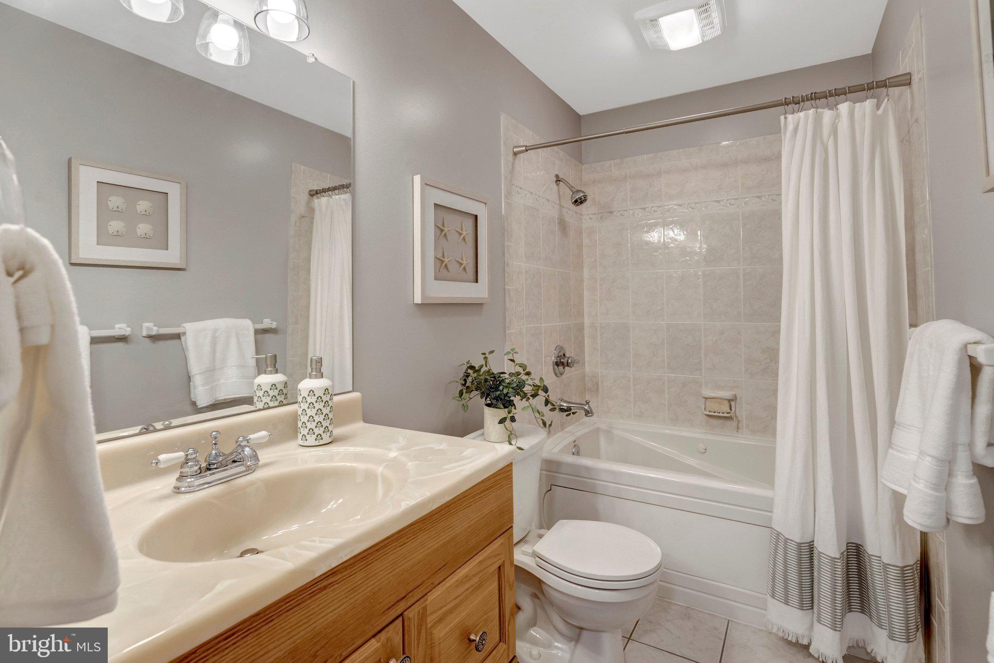 BURKE CENTRE - Residential