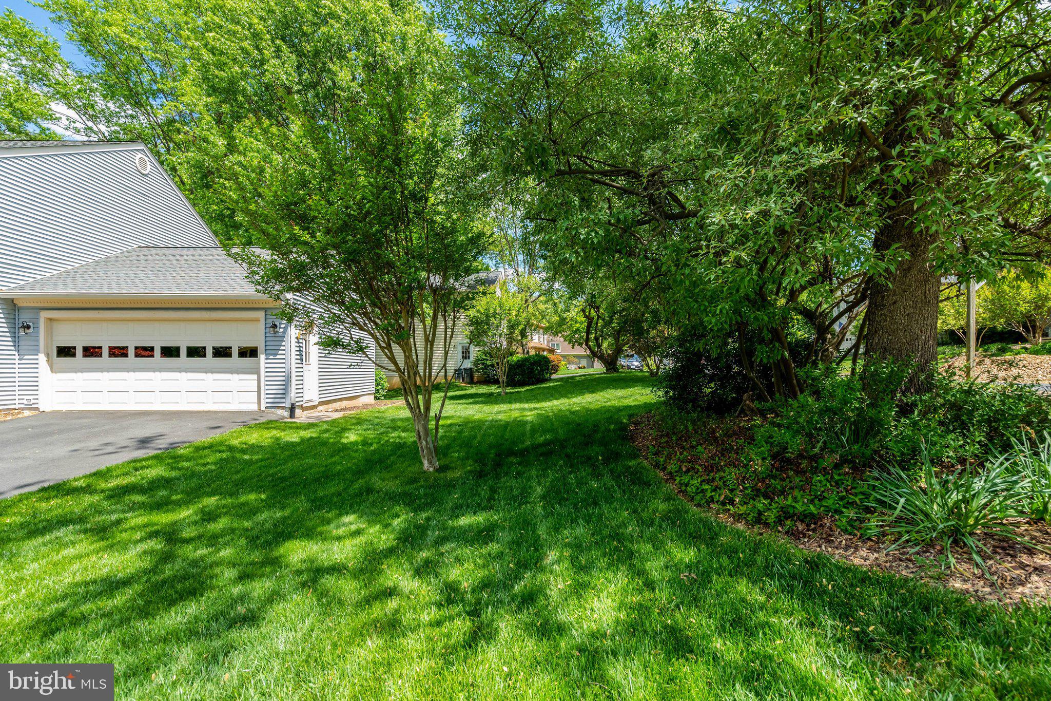 BURKE CENTRE - Residential