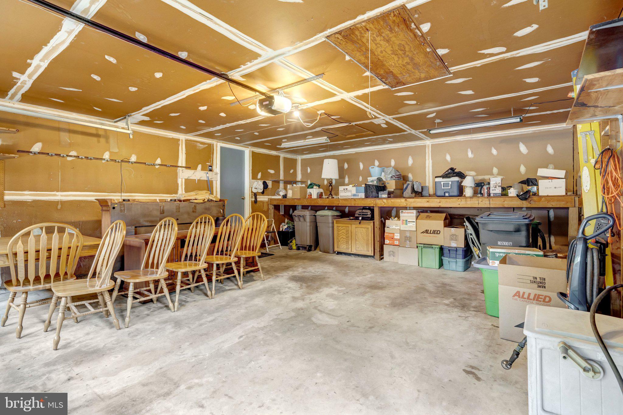 BURKE CENTRE - Residential