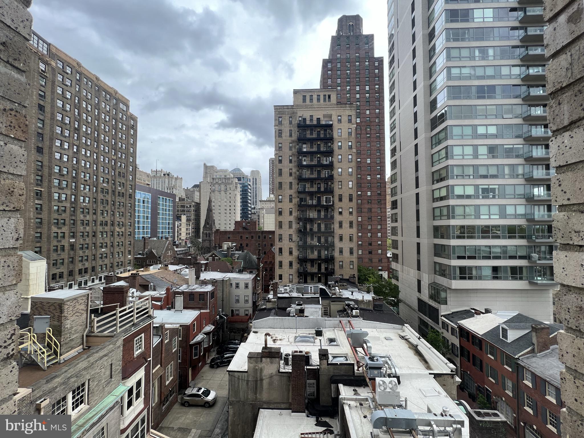 RITTENHOUSE SQUARE - Residential Lease