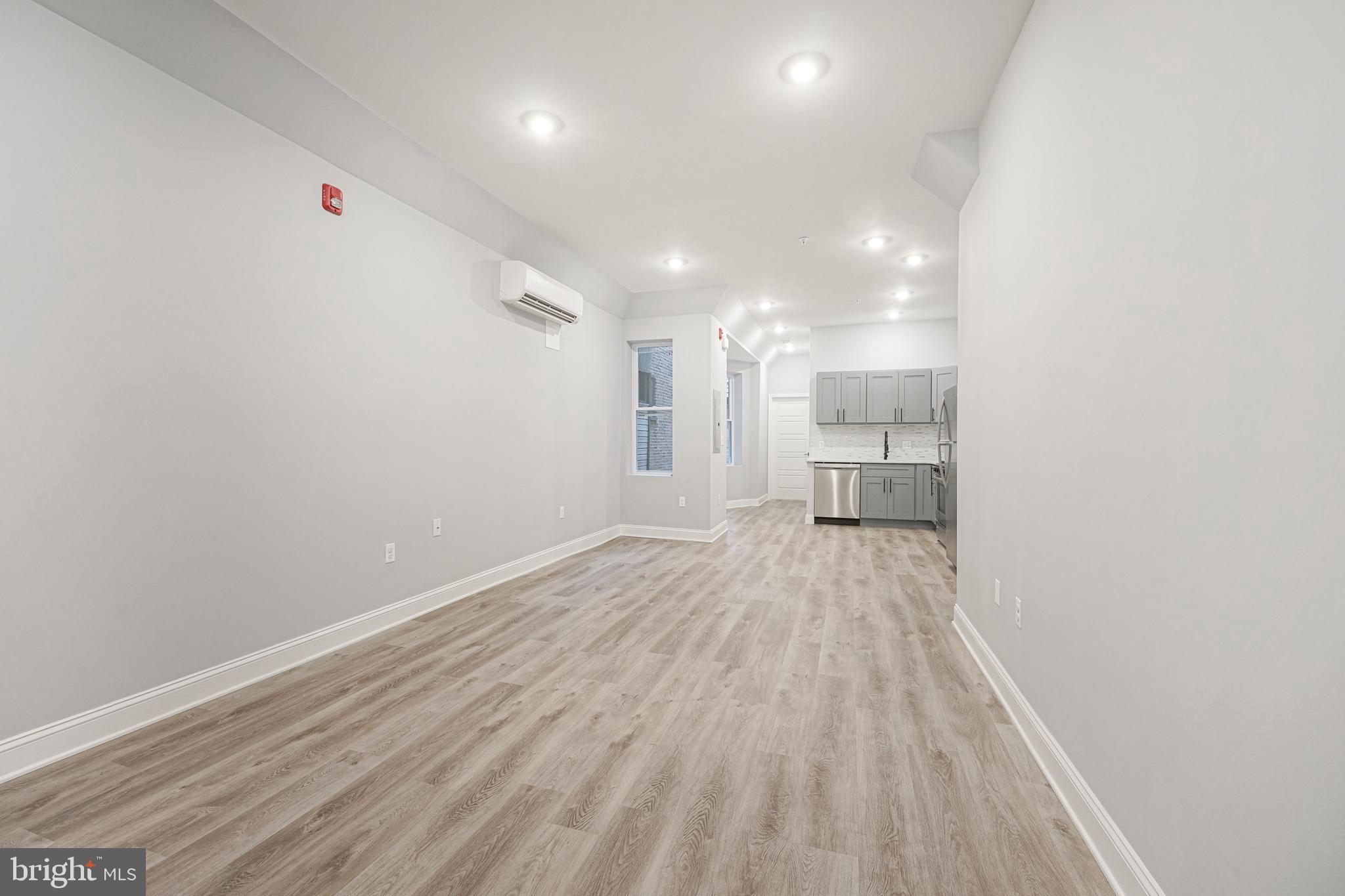 1156 S 52ND STREET