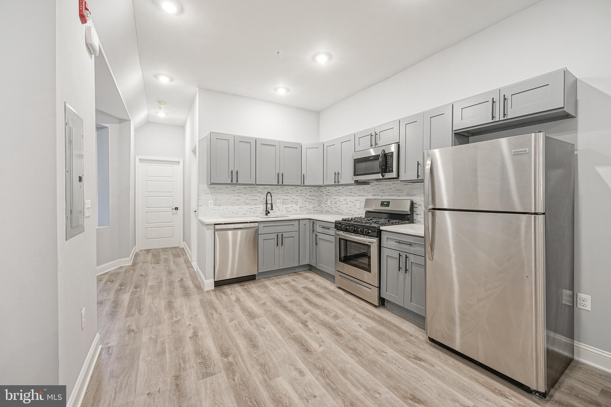 KINGSESSING - Residential Income