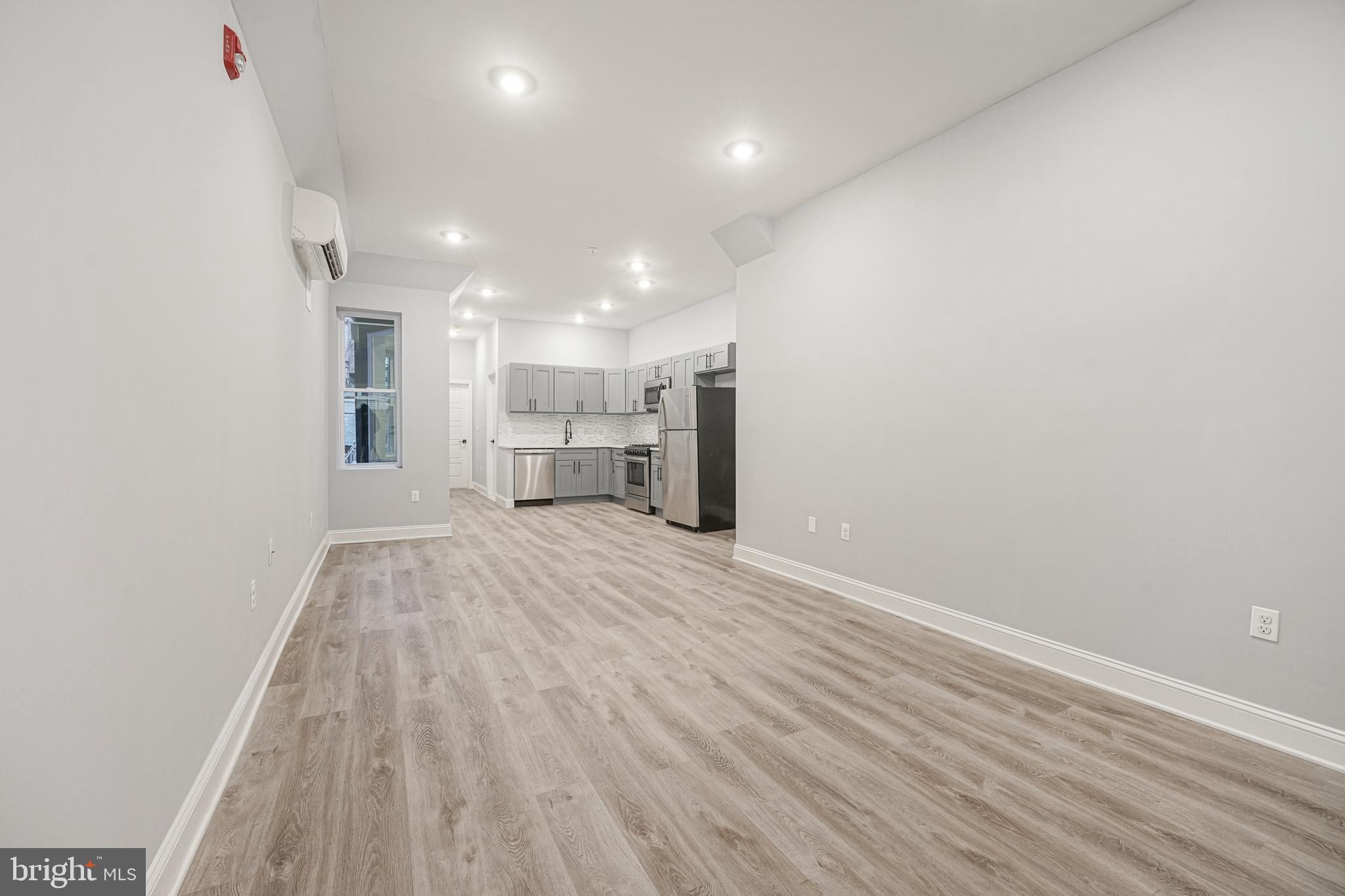 1156 S 52ND STREET