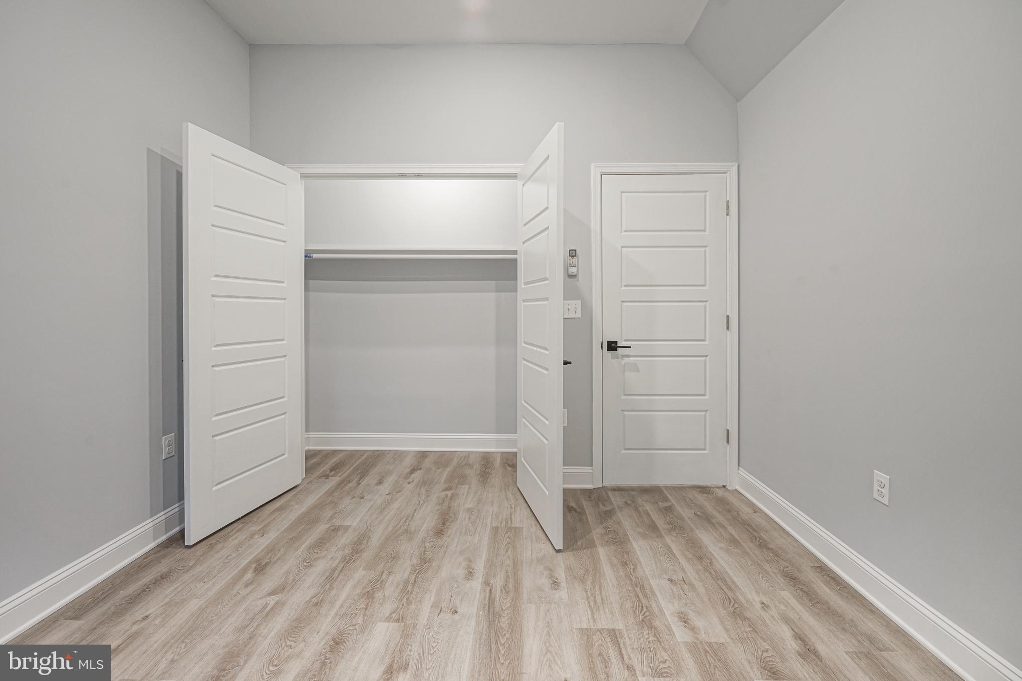 KINGSESSING - Residential Income