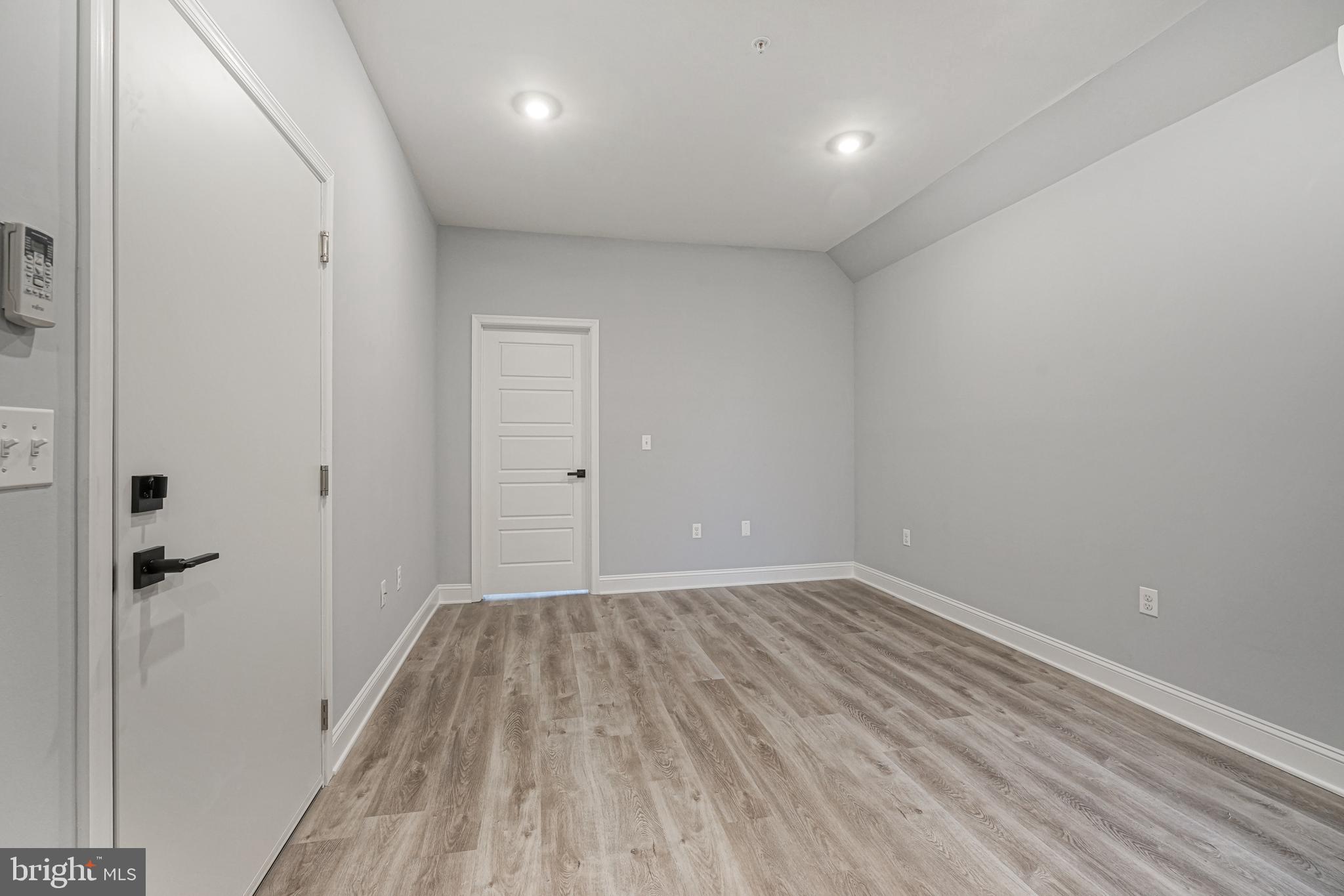 KINGSESSING - Residential Income