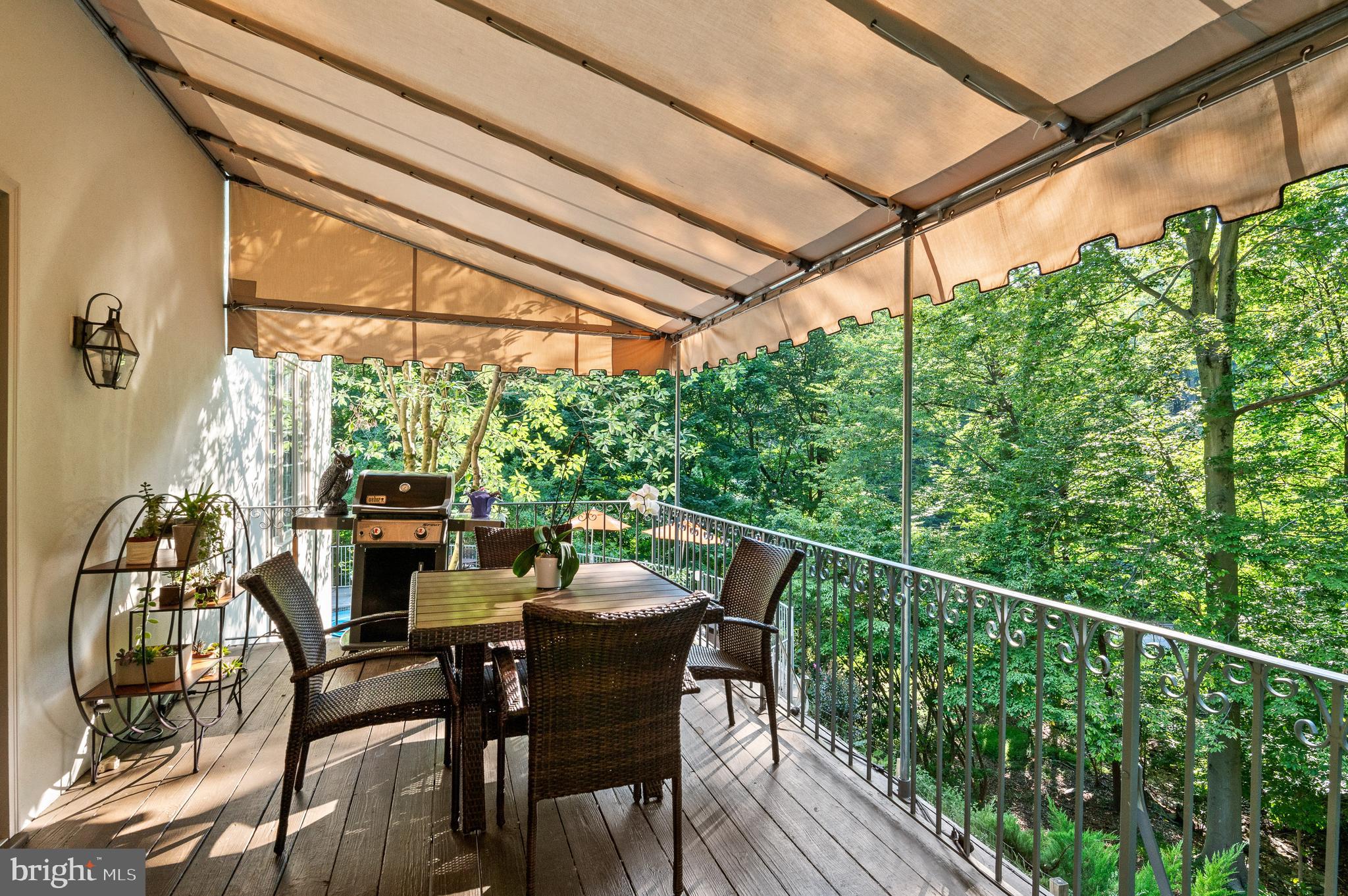 GLADWYNE - Residential