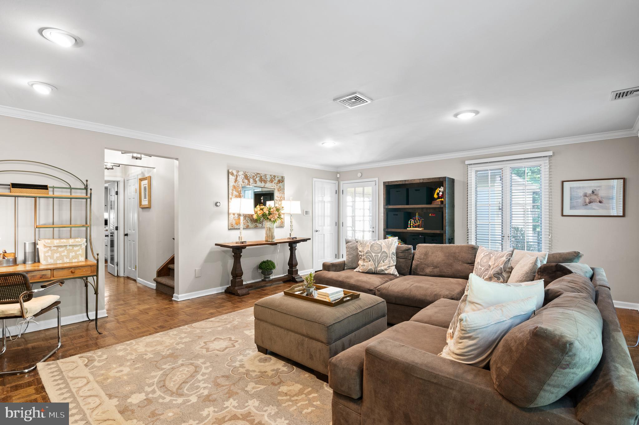 GLADWYNE - Residential