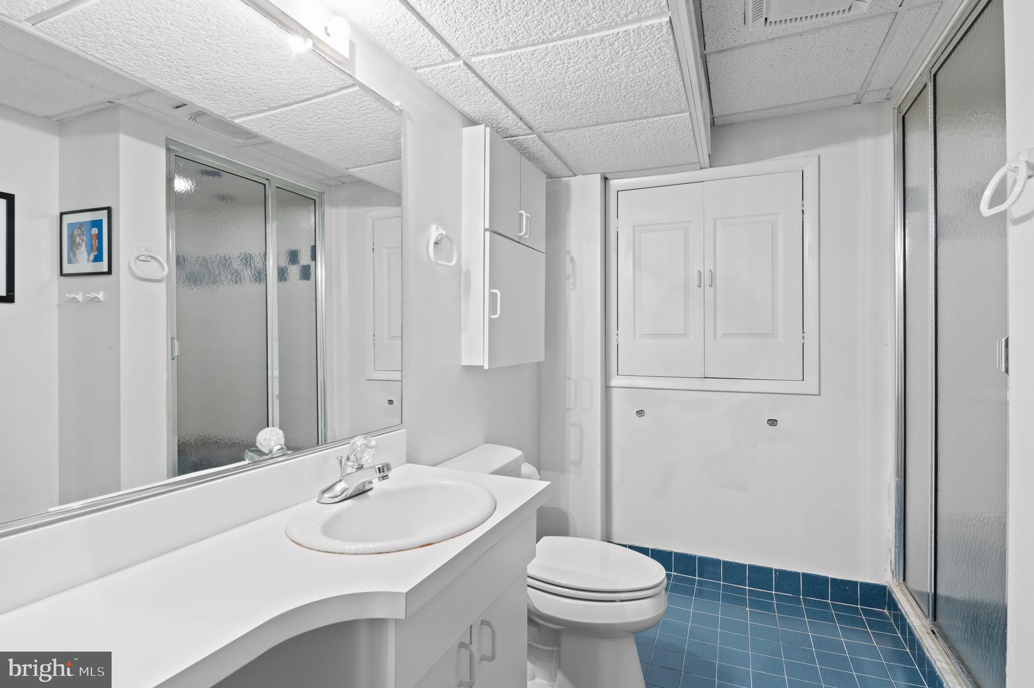 GLADWYNE - Residential