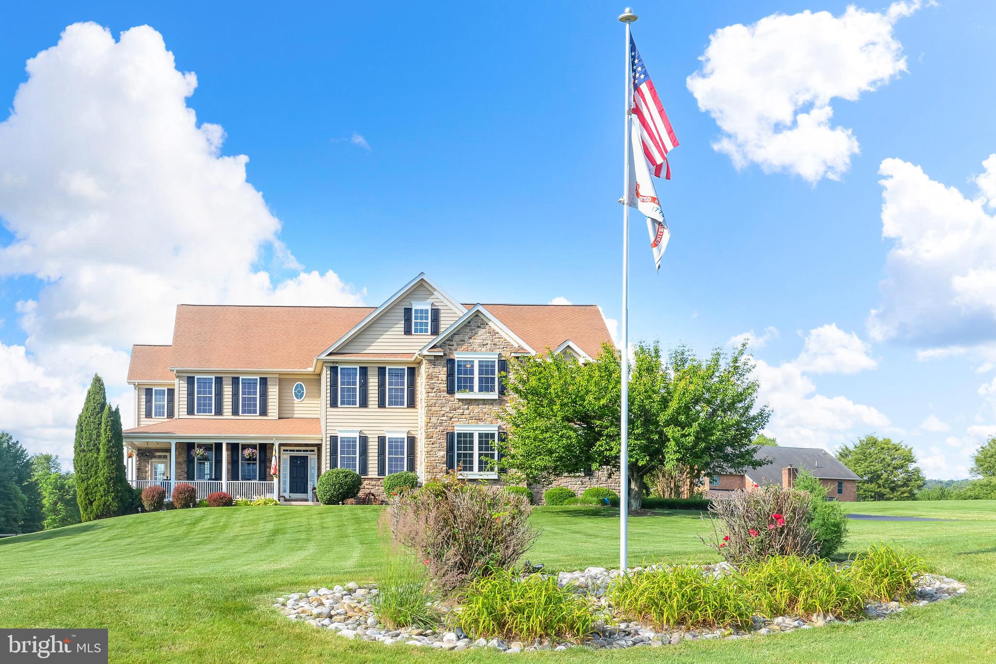 20107 W STONE COURT