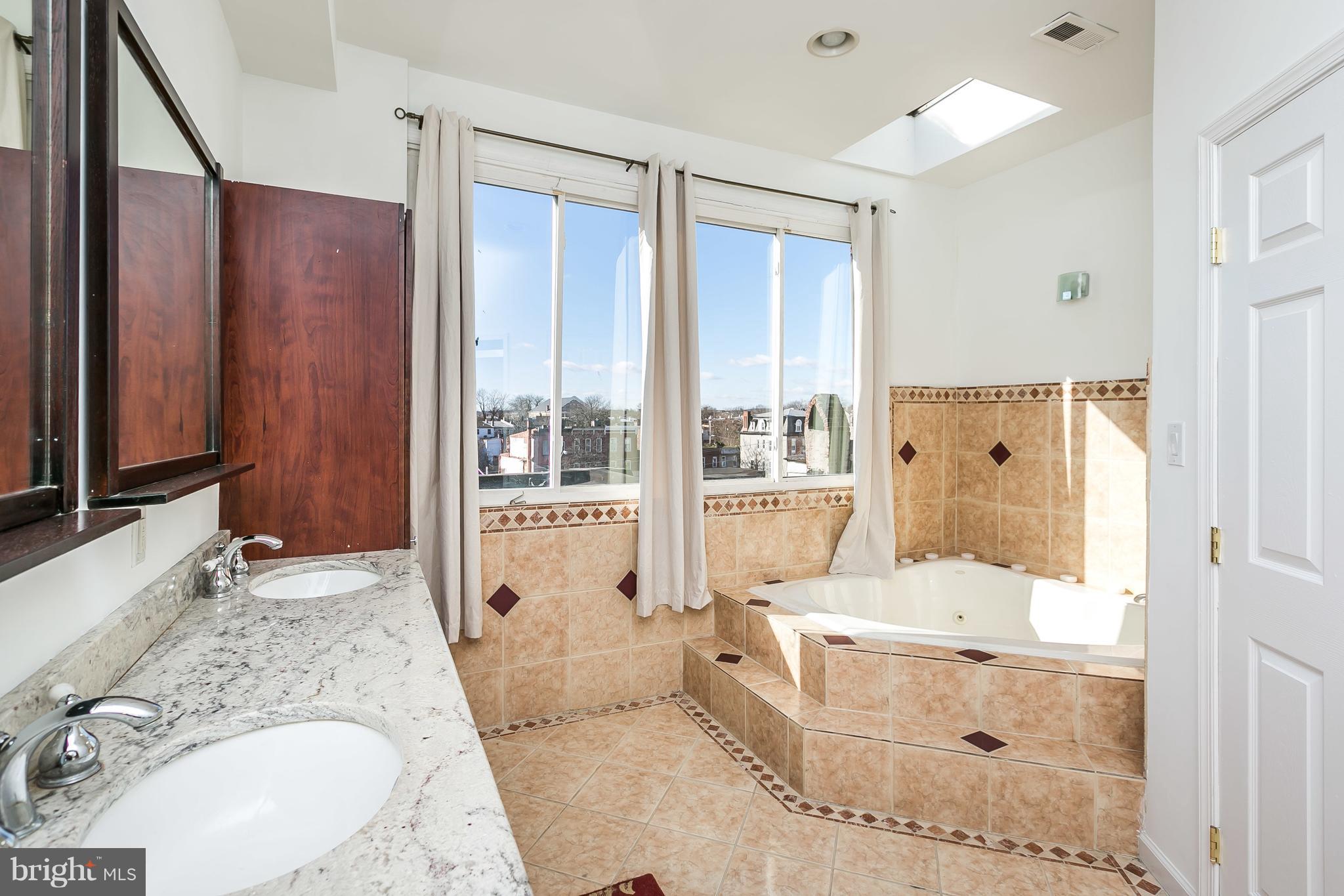 RESERVOIR HILL HISTORIC DISTRICT - Residential