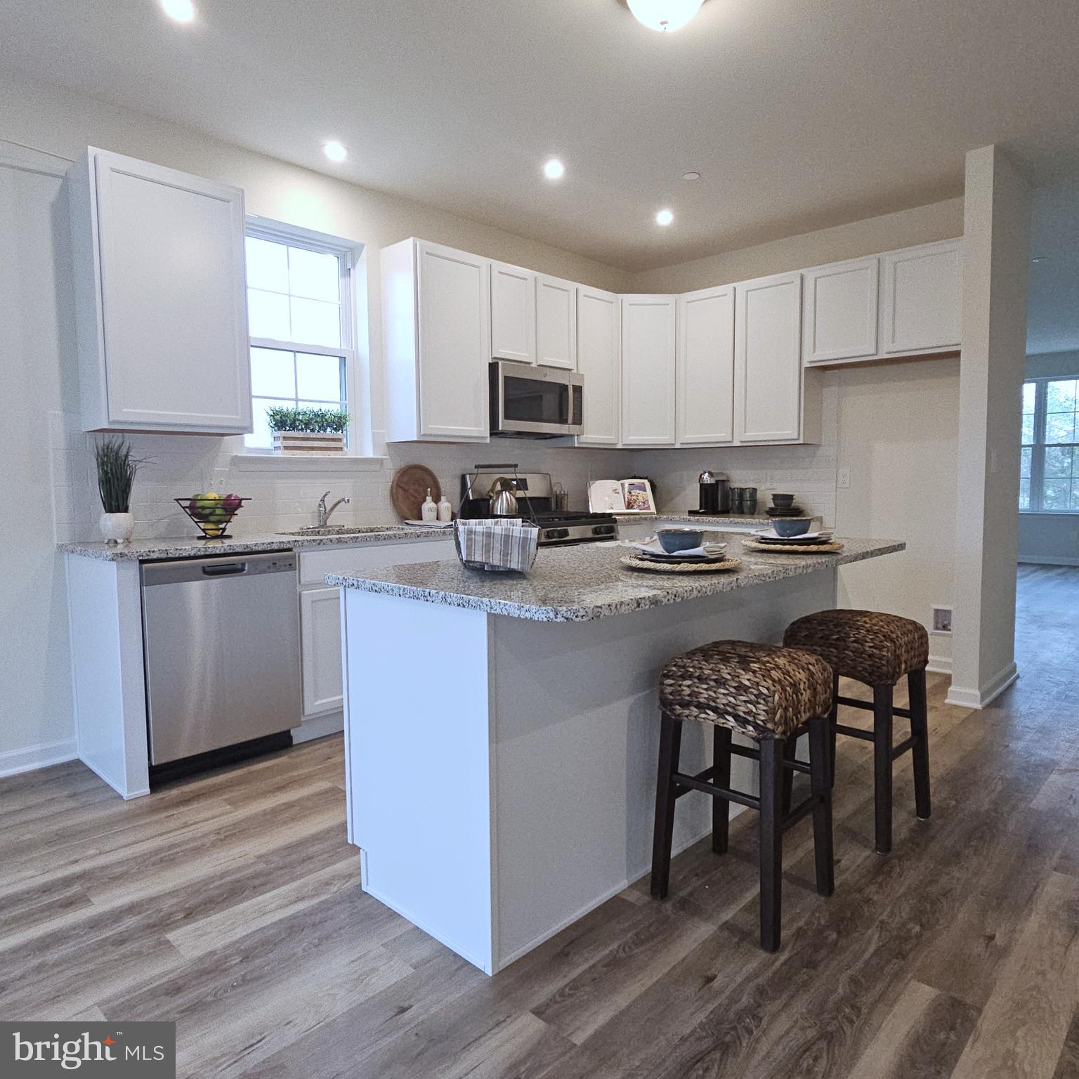 HIDDEN MEADOWS - Residential