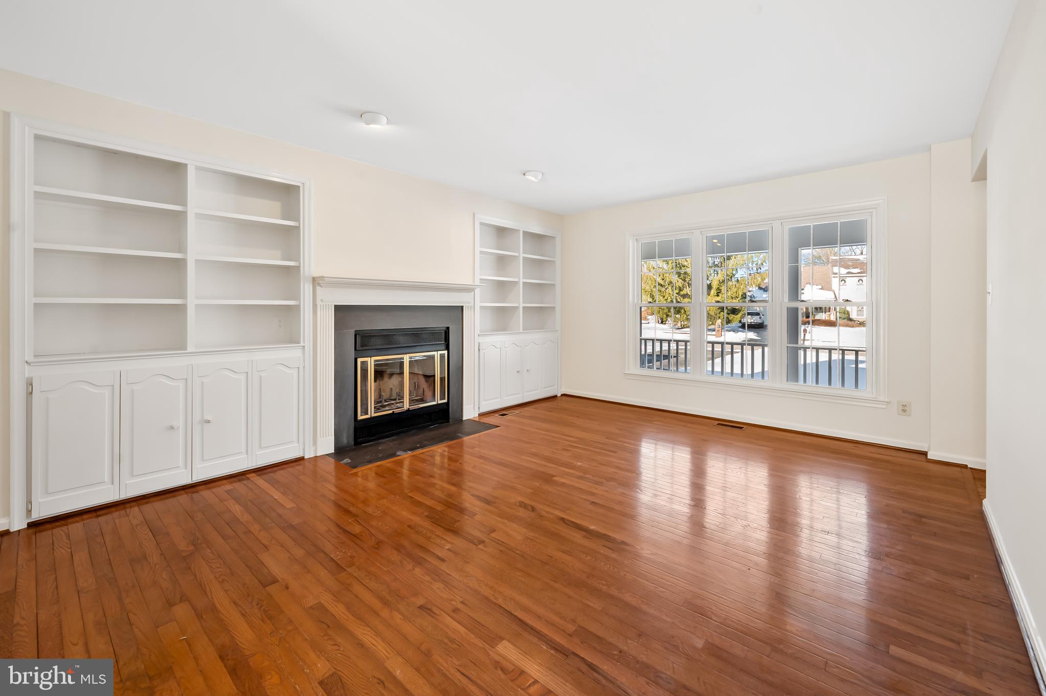 DULANEY GATE - Residential