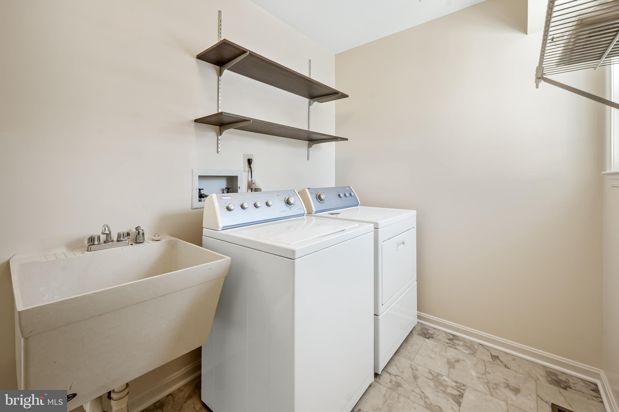 DULANEY GATE - Residential