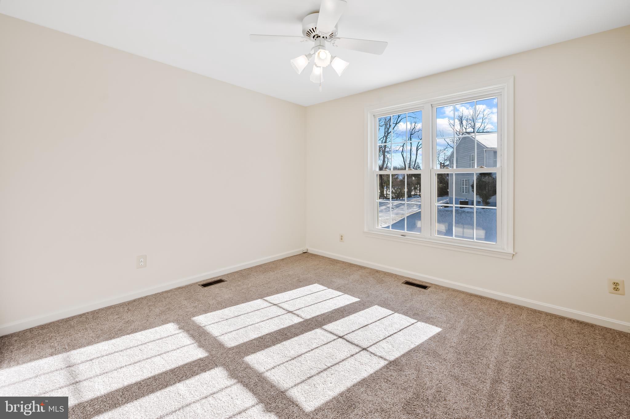 DULANEY GATE - Residential