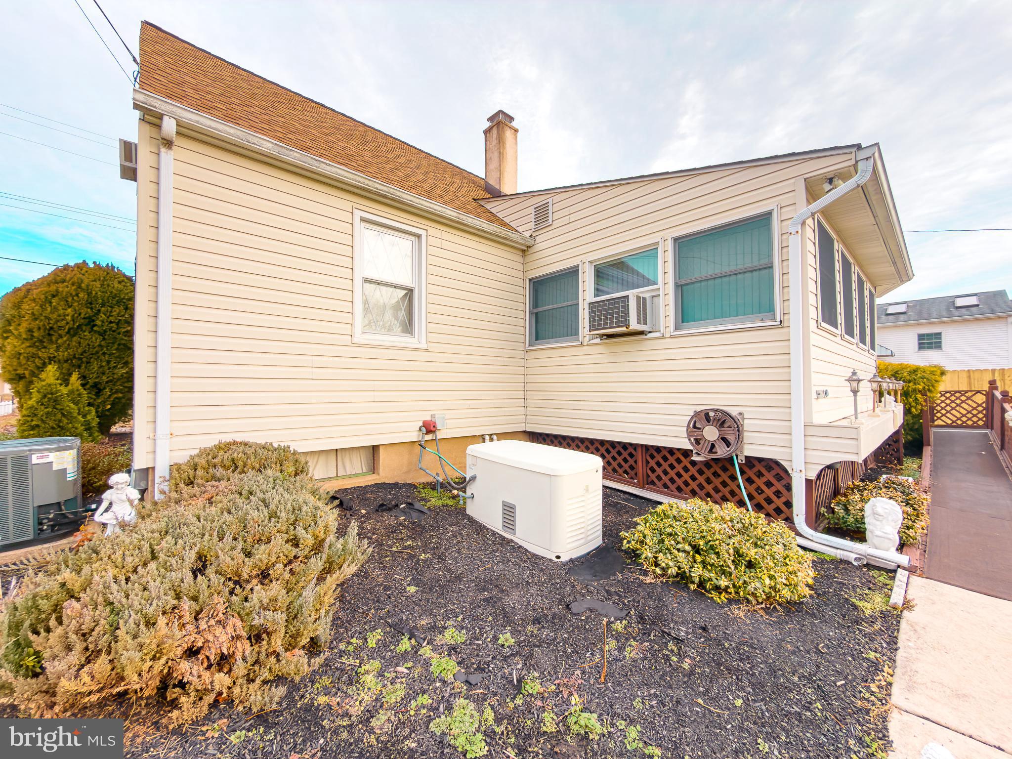 LANGHORNE GABLES - Residential