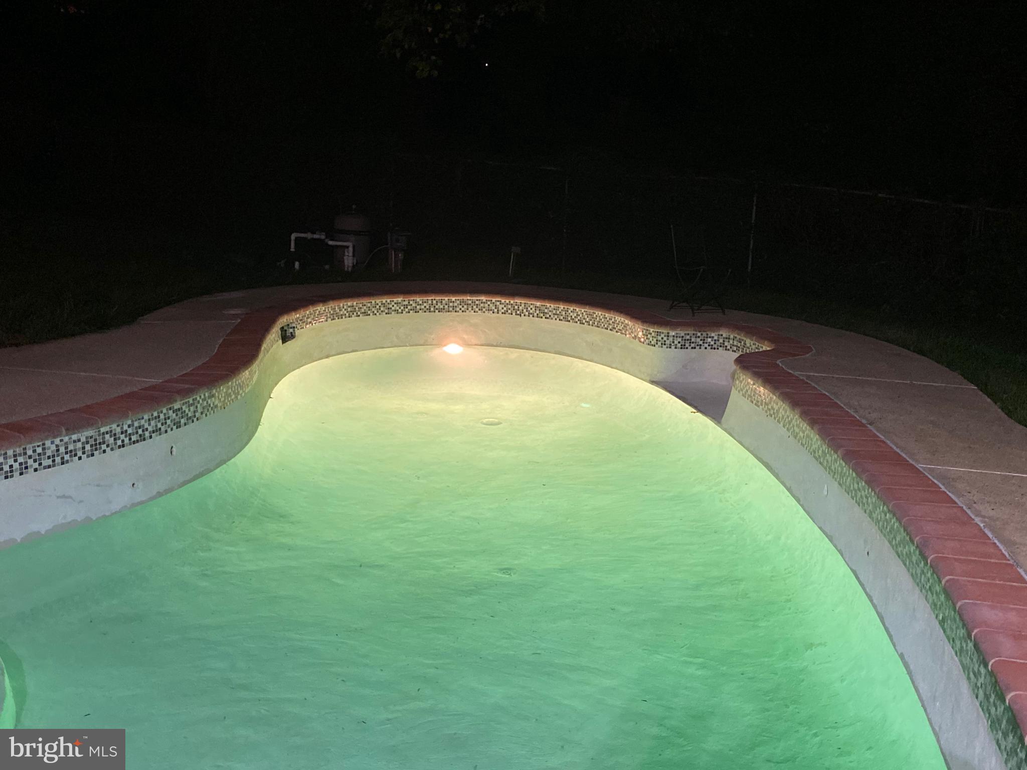 RIVER BEND - Residential Lease