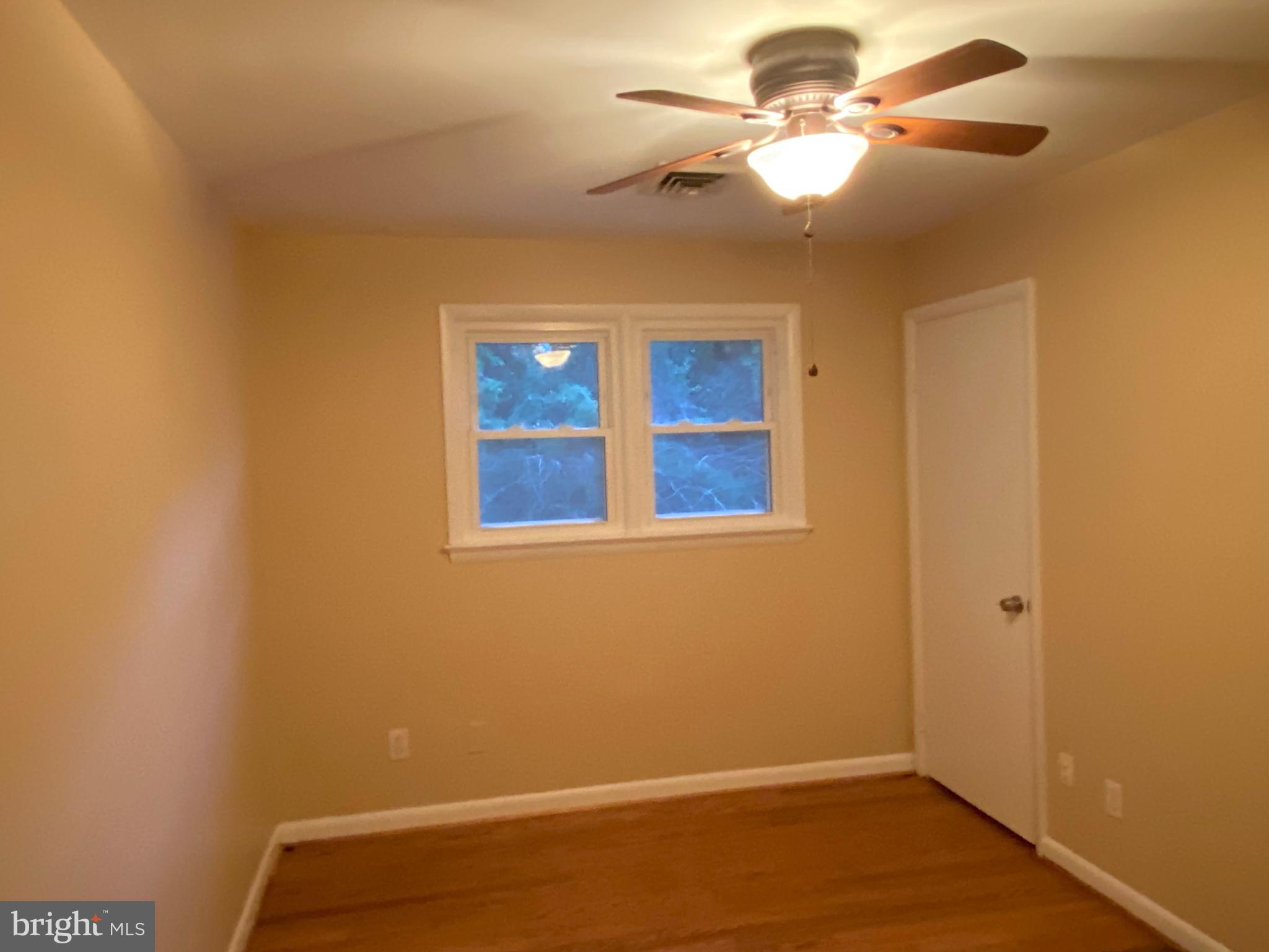 RIVER BEND - Residential Lease