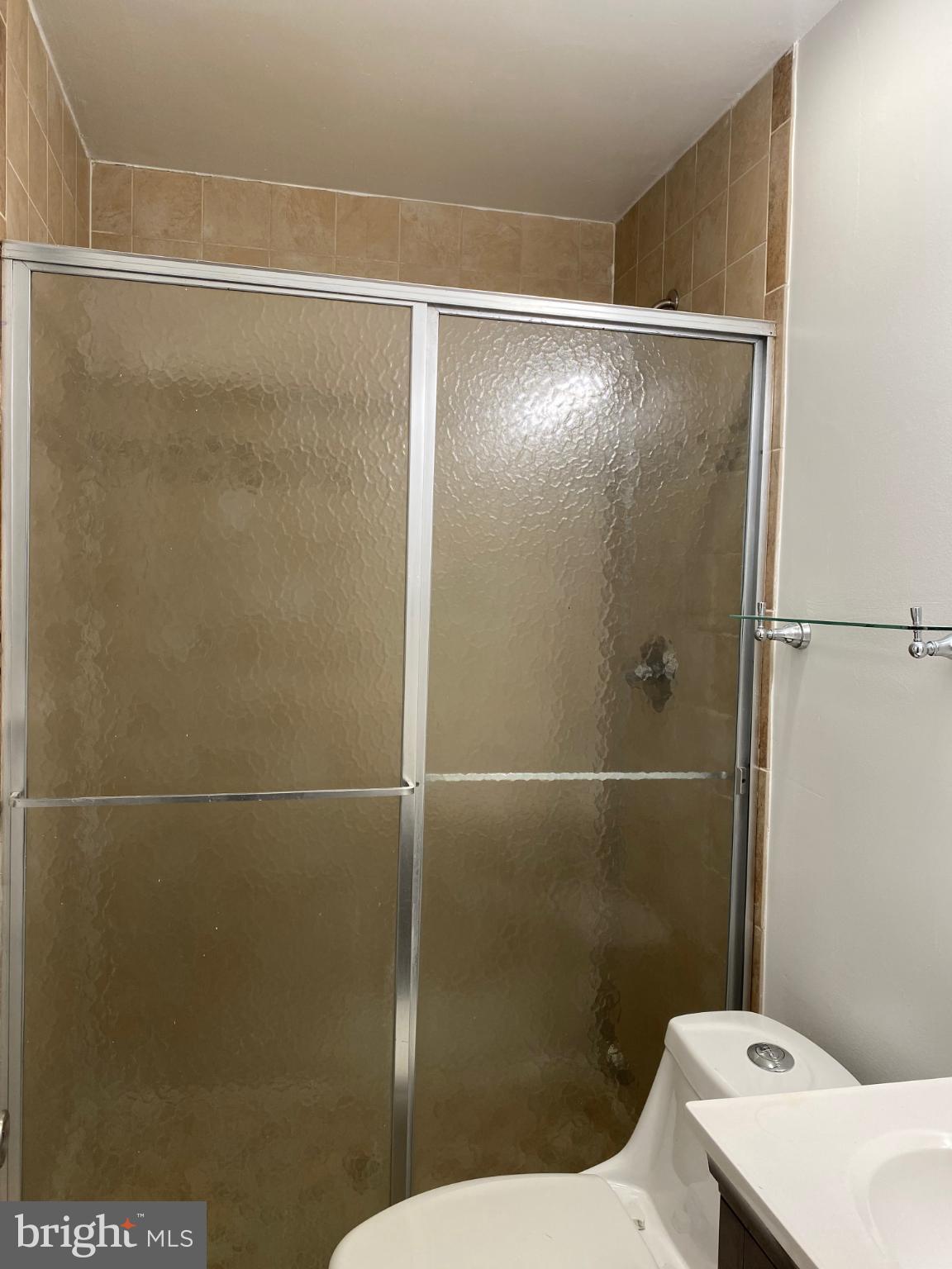 RIVER BEND - Residential Lease