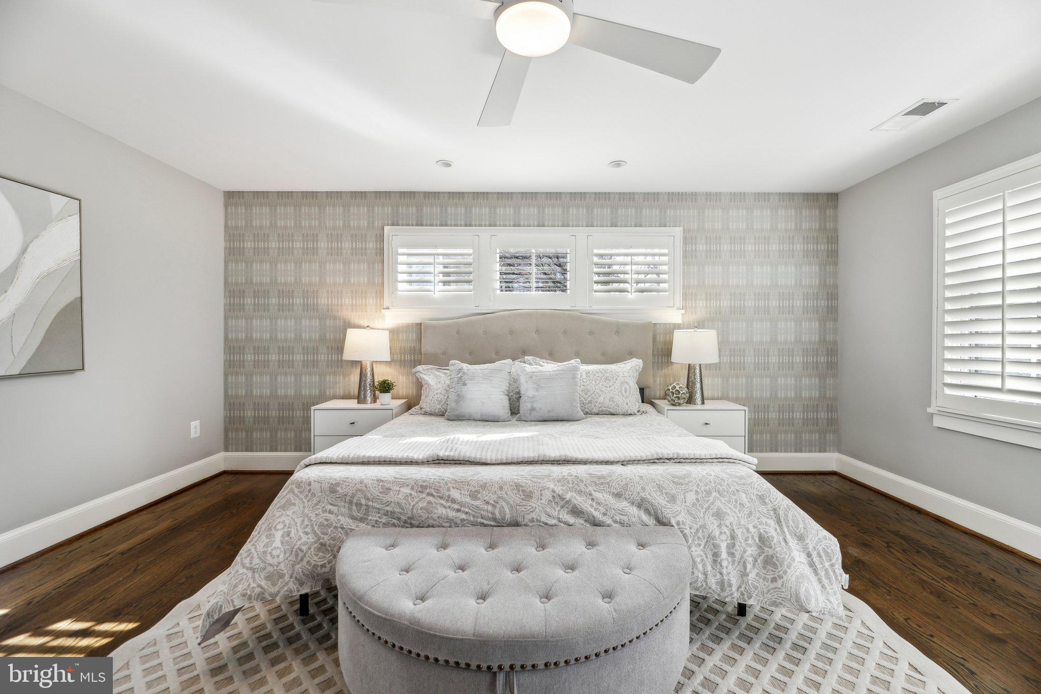 BERKSHIRE OAKWOOD - Residential