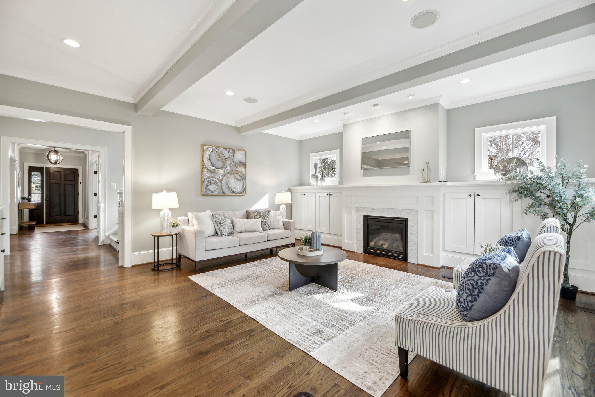 BERKSHIRE OAKWOOD - Residential