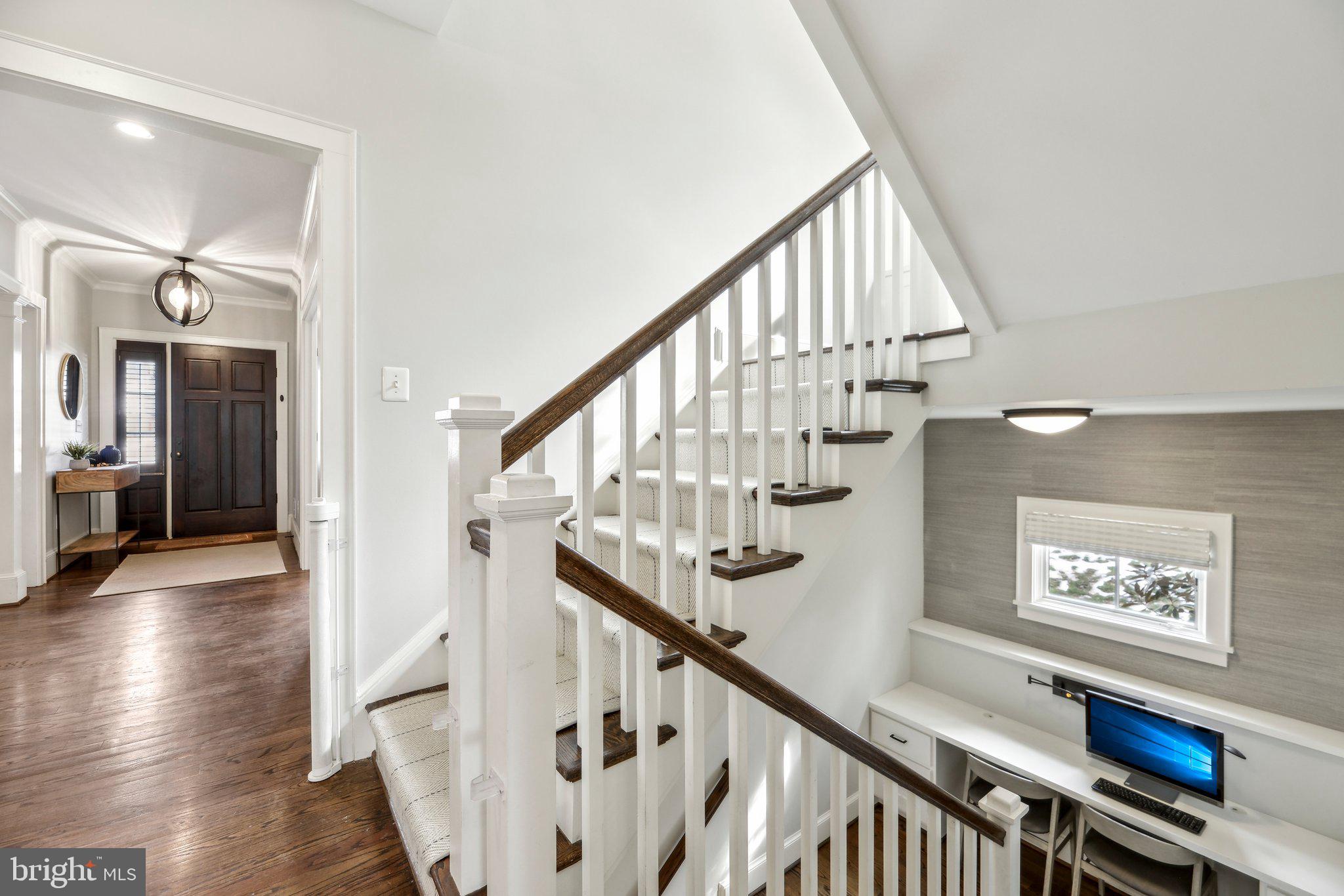 BERKSHIRE OAKWOOD - Residential