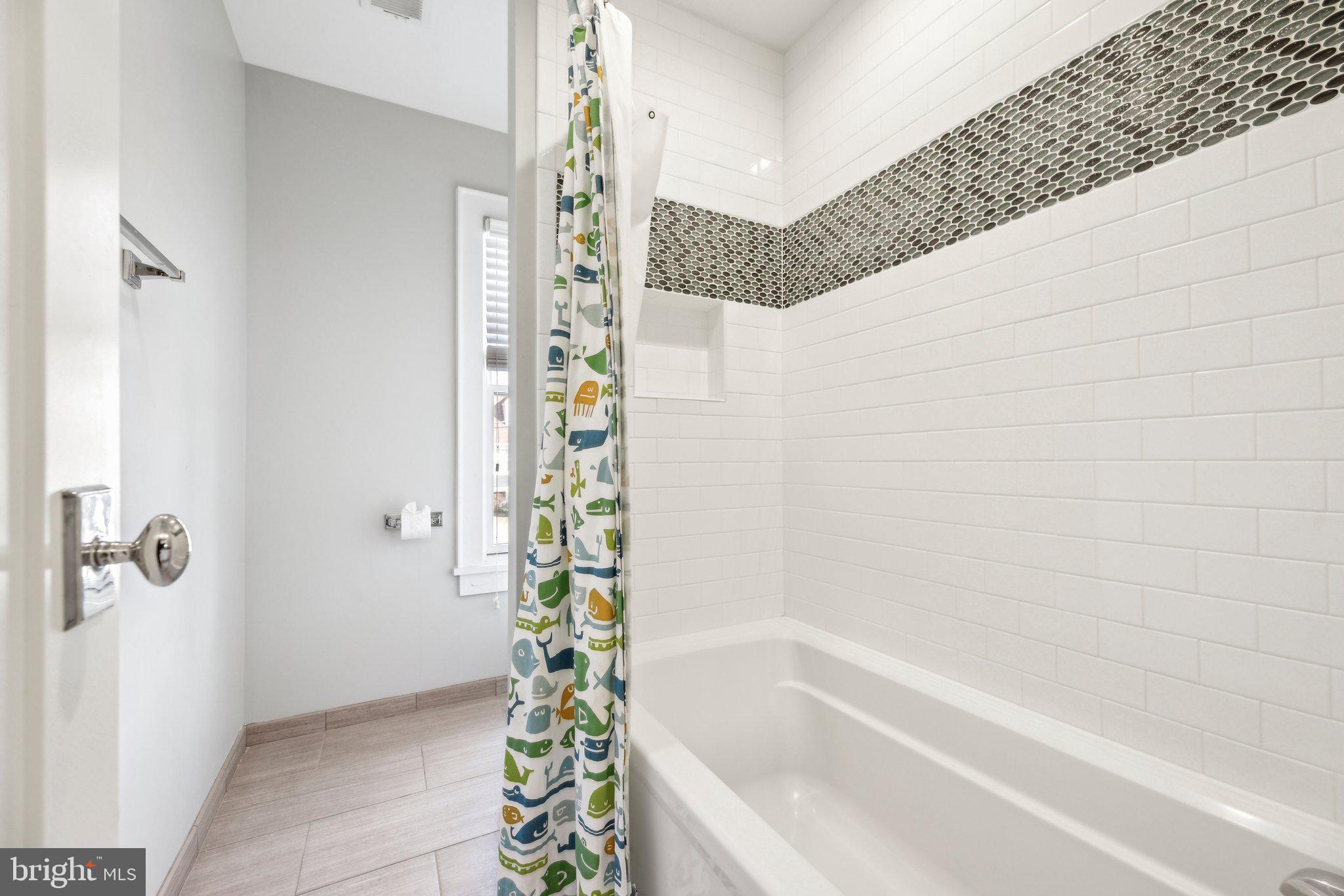 BERKSHIRE OAKWOOD - Residential