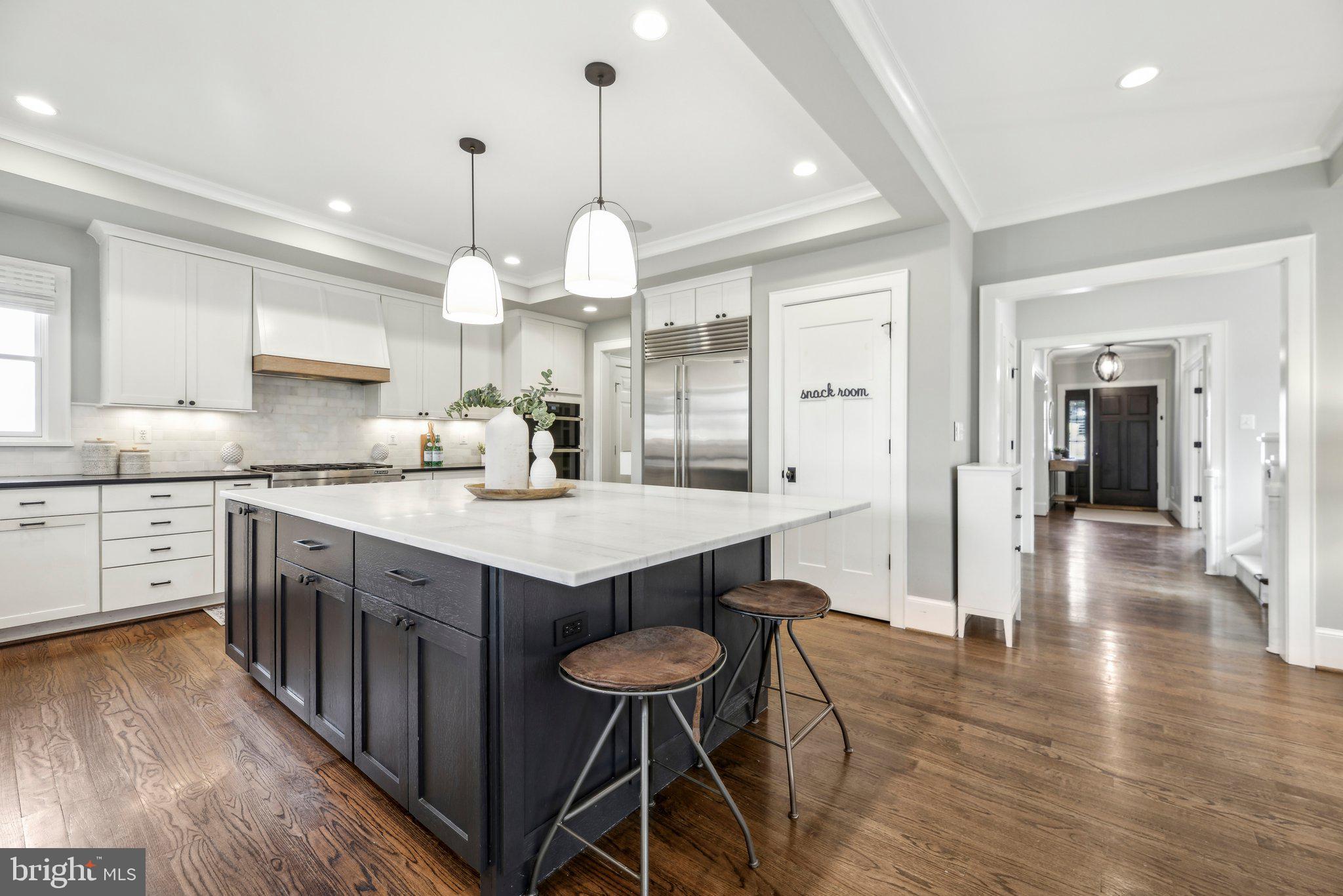 BERKSHIRE OAKWOOD - Residential