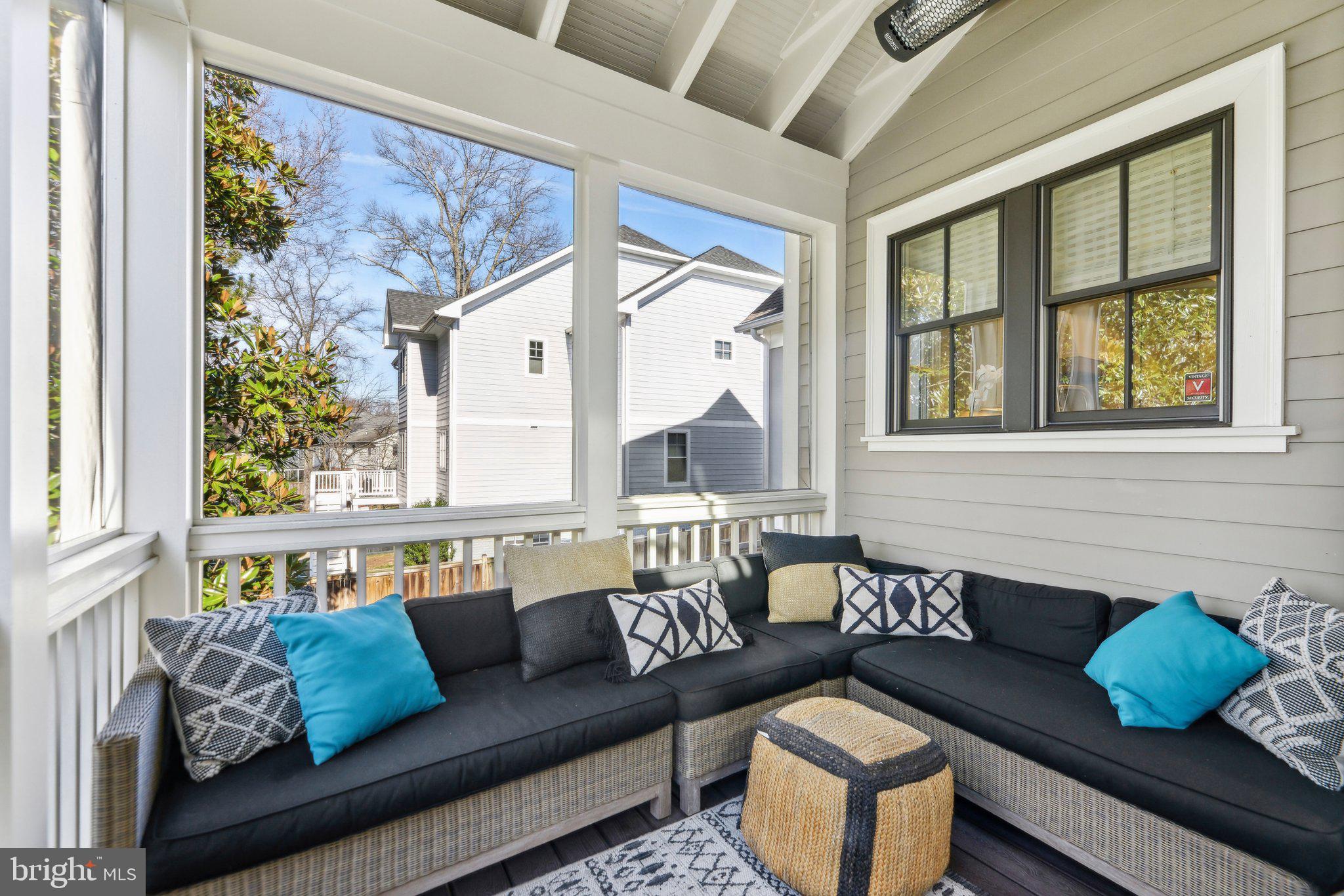 BERKSHIRE OAKWOOD - Residential