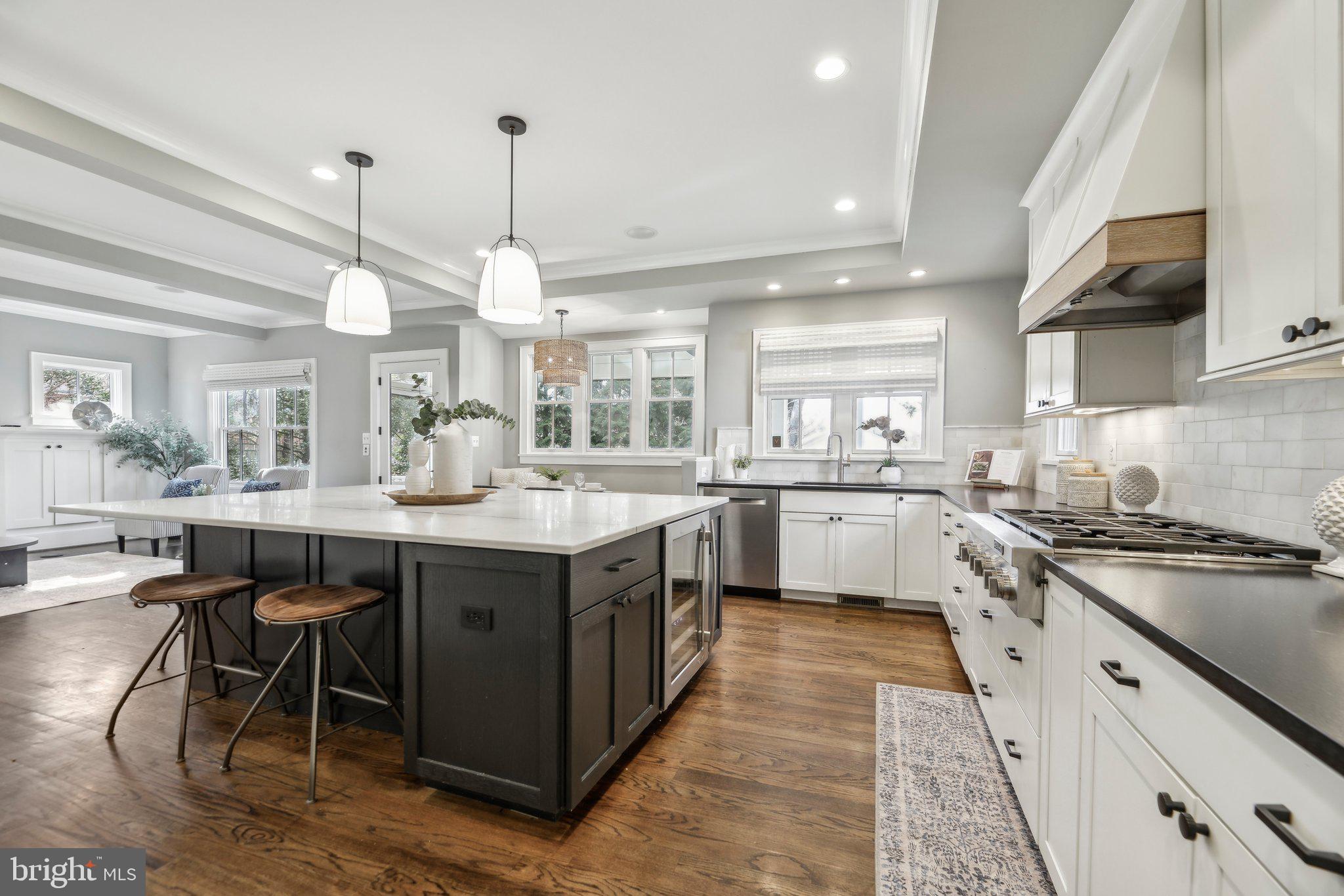 BERKSHIRE OAKWOOD - Residential