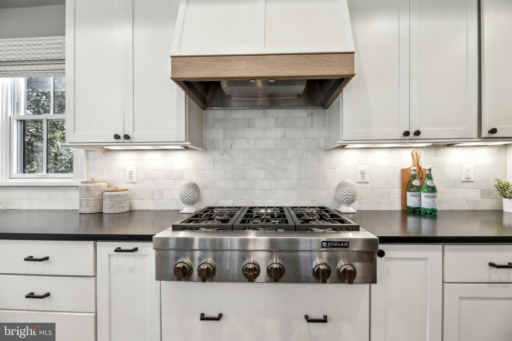 BERKSHIRE OAKWOOD - Residential