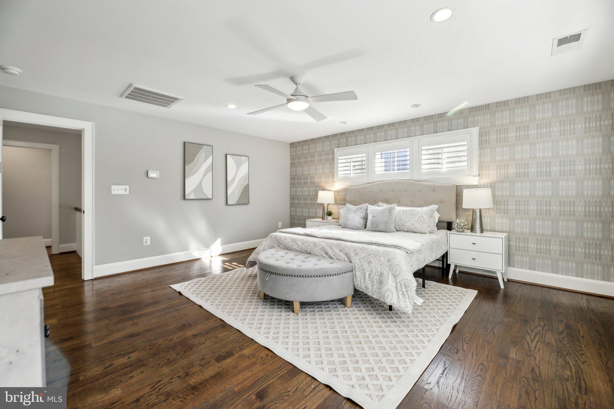 BERKSHIRE OAKWOOD - Residential