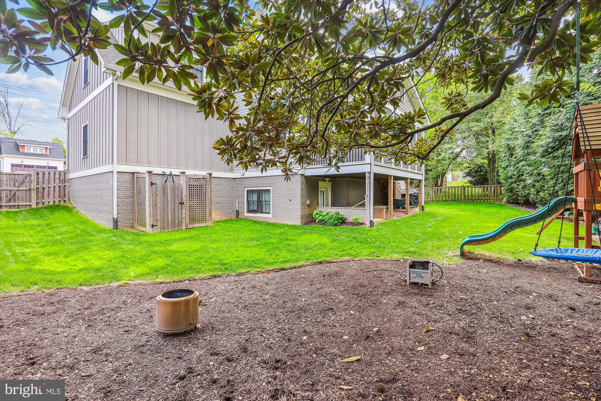 BERKSHIRE OAKWOOD - Residential