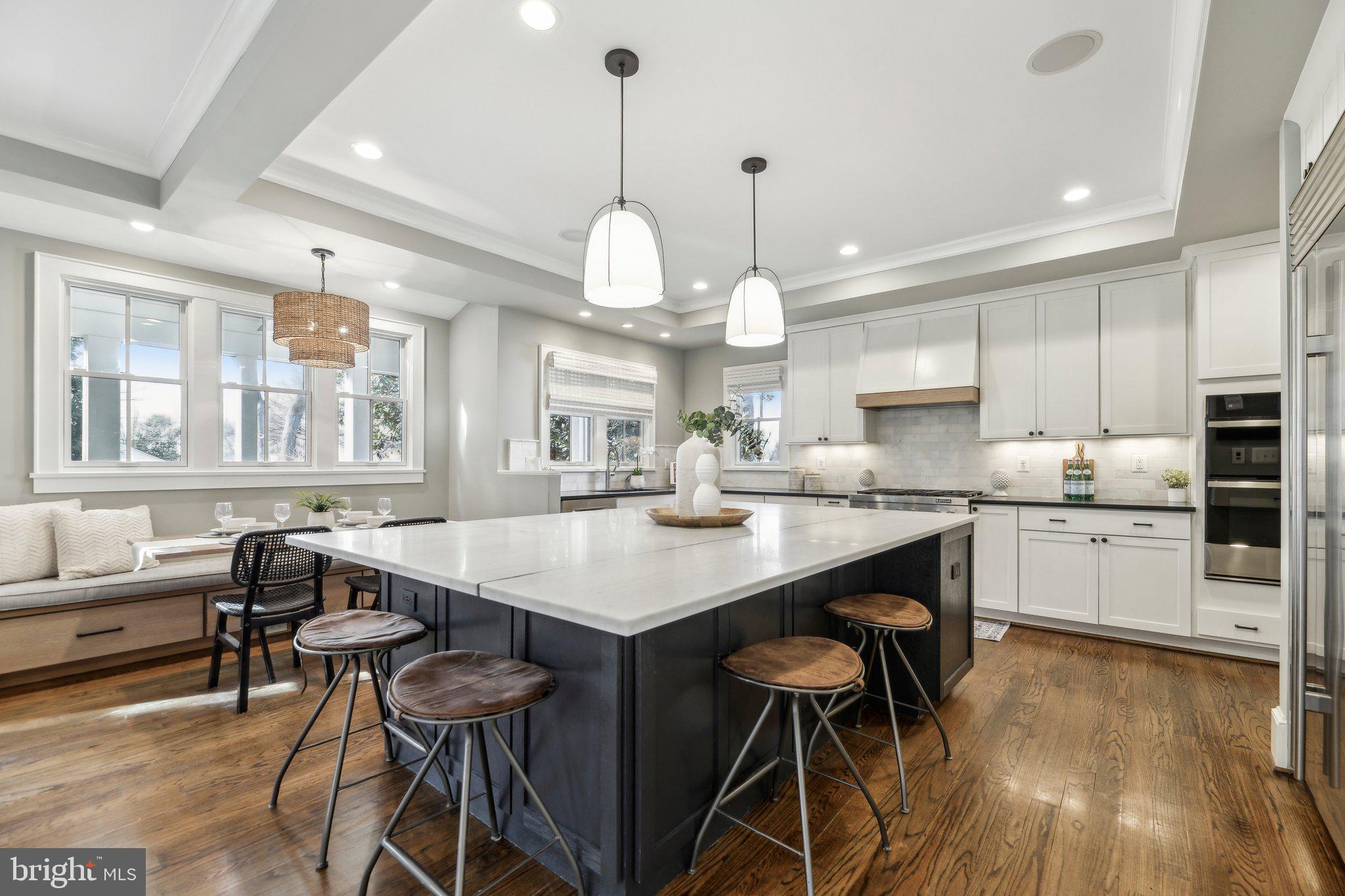 BERKSHIRE OAKWOOD - Residential