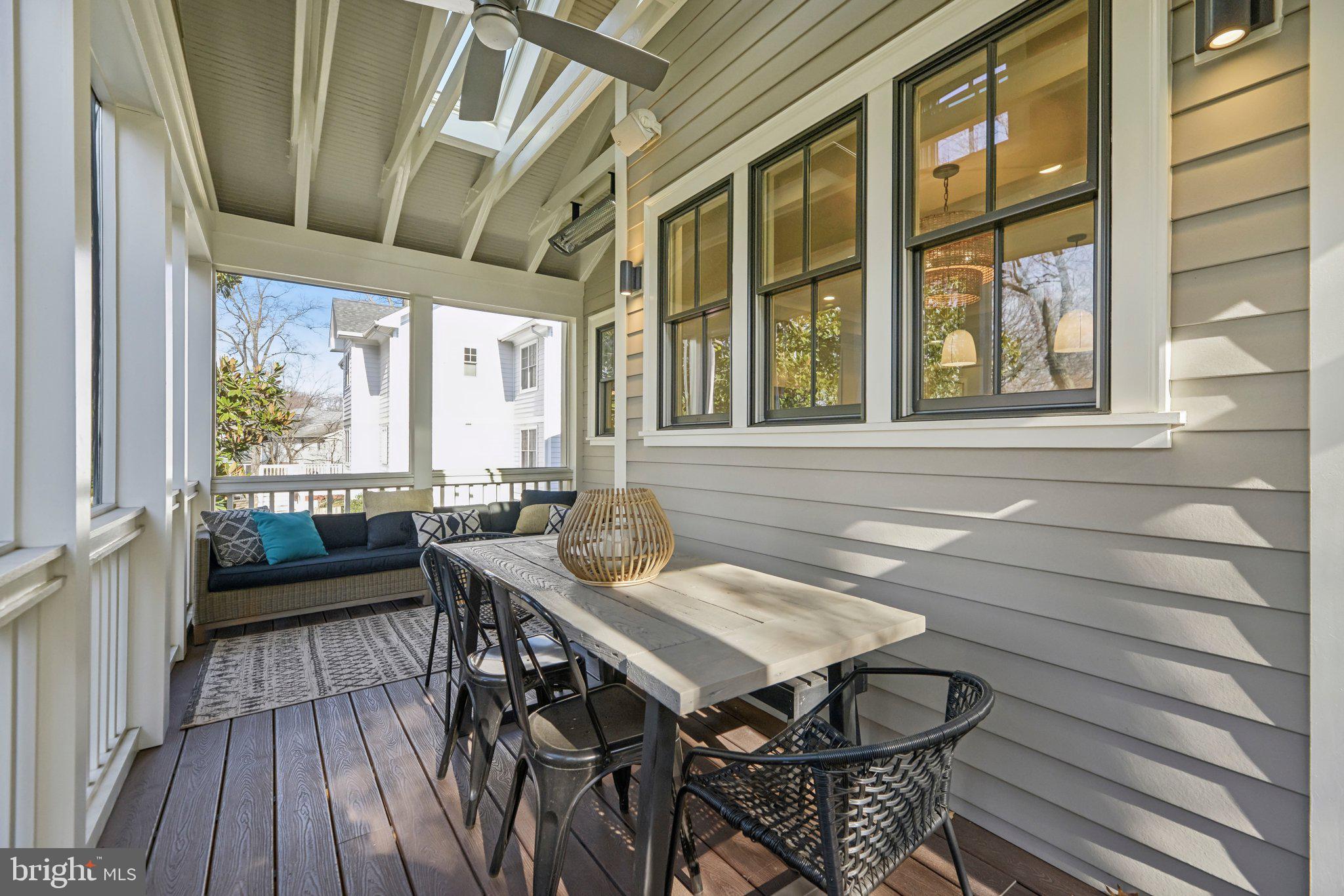 BERKSHIRE OAKWOOD - Residential