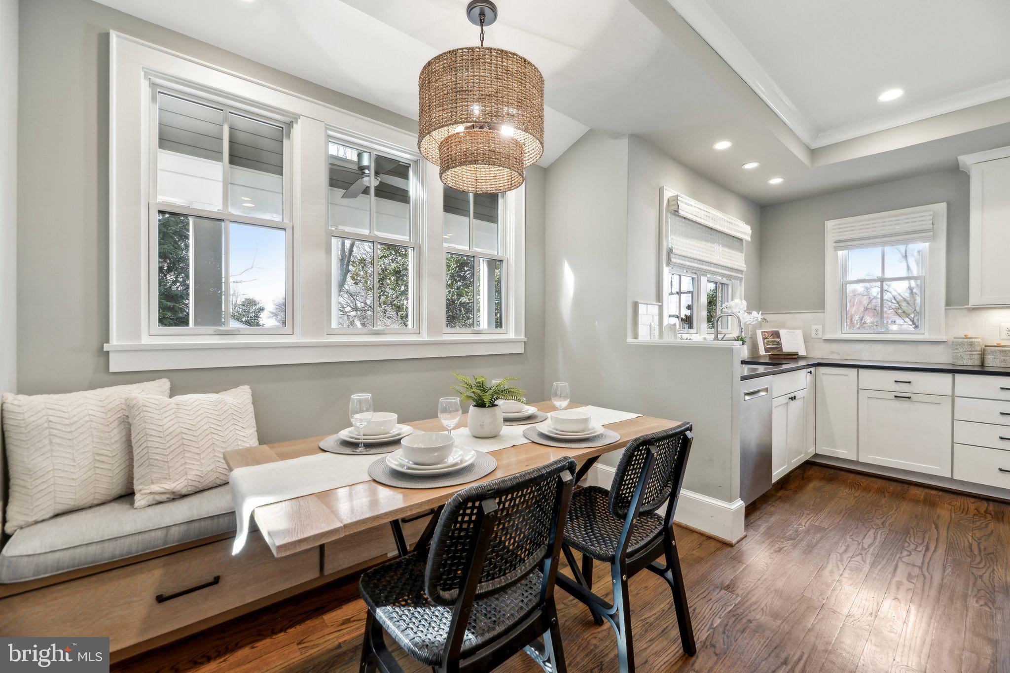 BERKSHIRE OAKWOOD - Residential