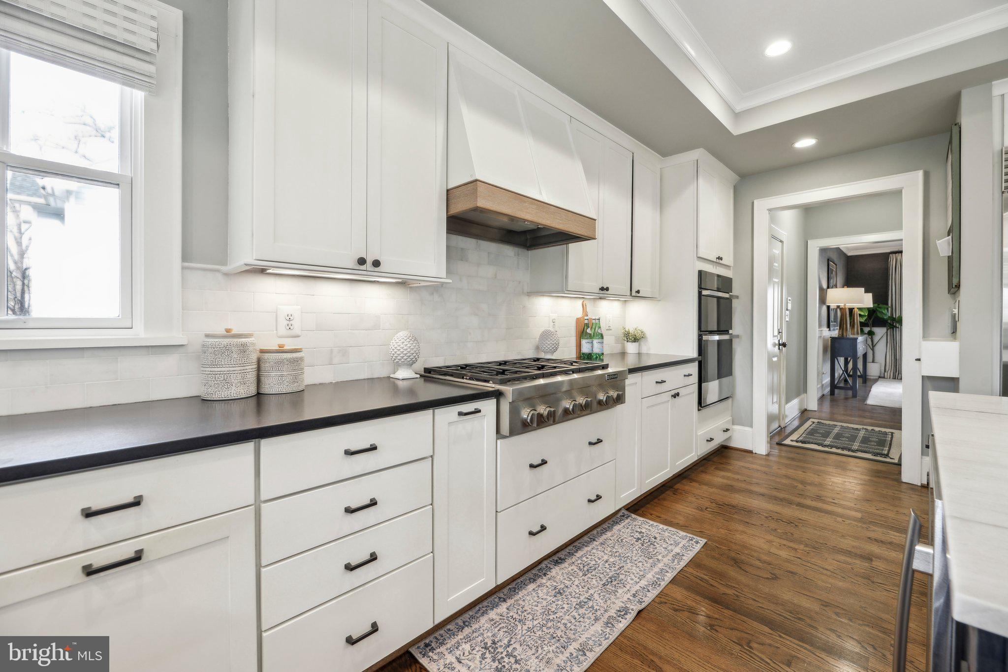 BERKSHIRE OAKWOOD - Residential