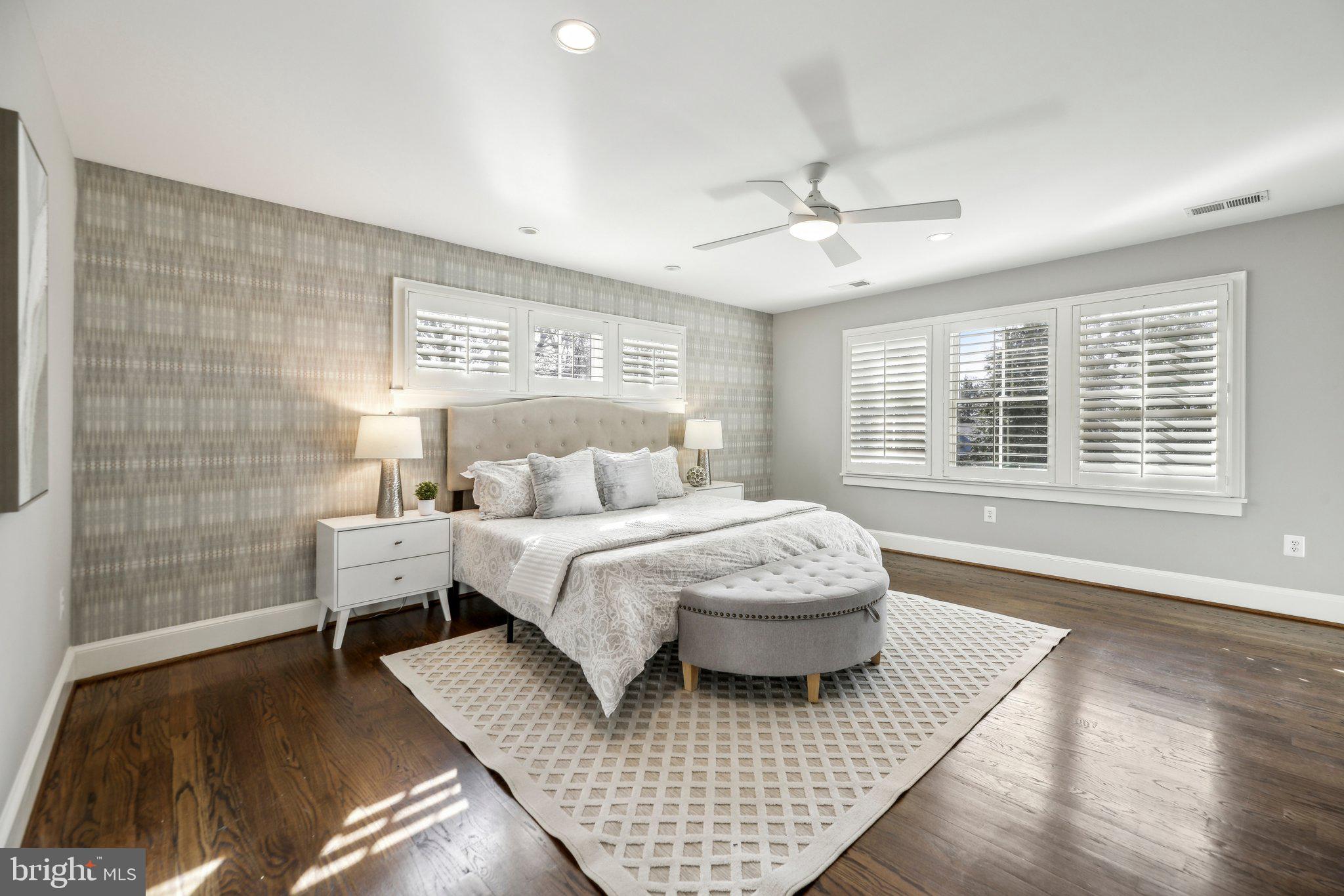 BERKSHIRE OAKWOOD - Residential