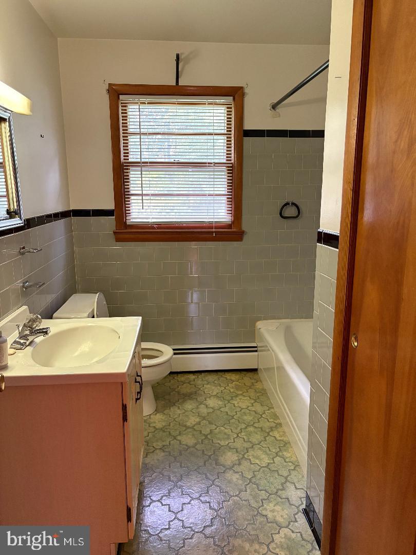 FAIRWOOD HEIGHTS - Residential