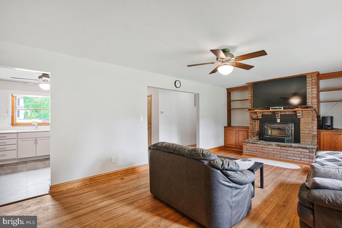 BARBARA HEIGHTS - Residential