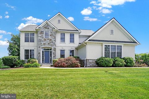 Photo for 2027 BERNAYS DRIVE