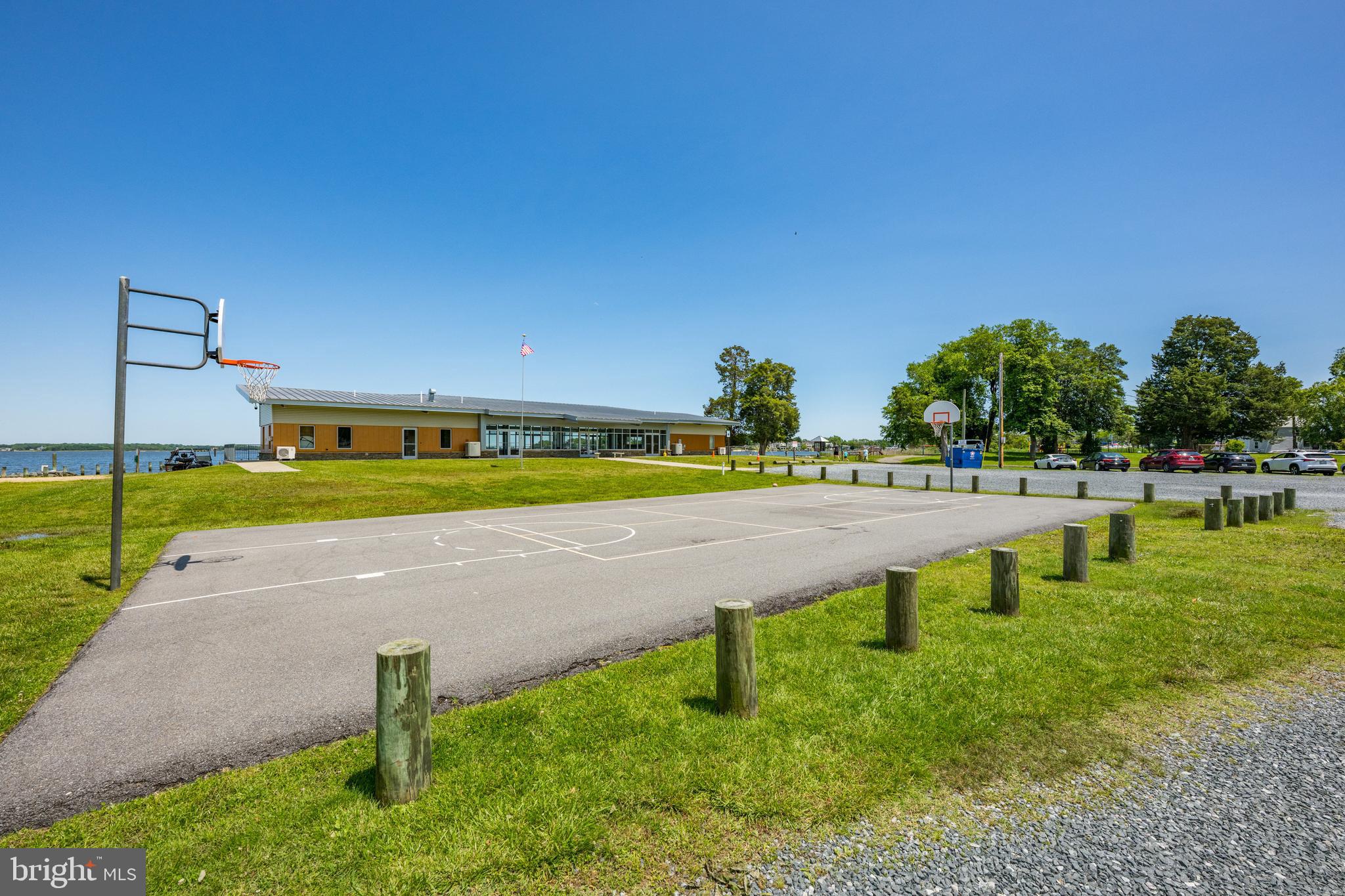 SELBY ON THE BAY - Residential
